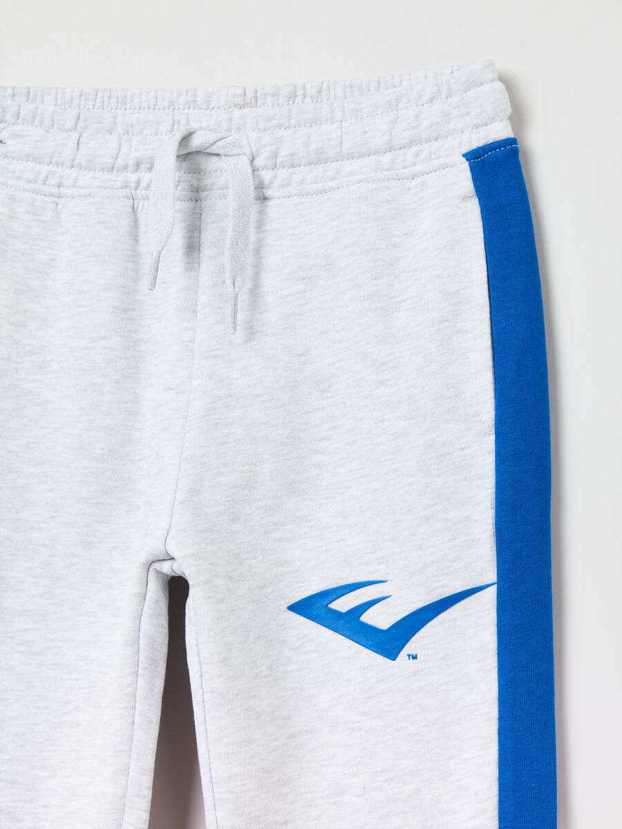 Joggers con stampa logo e bande bicolore_2