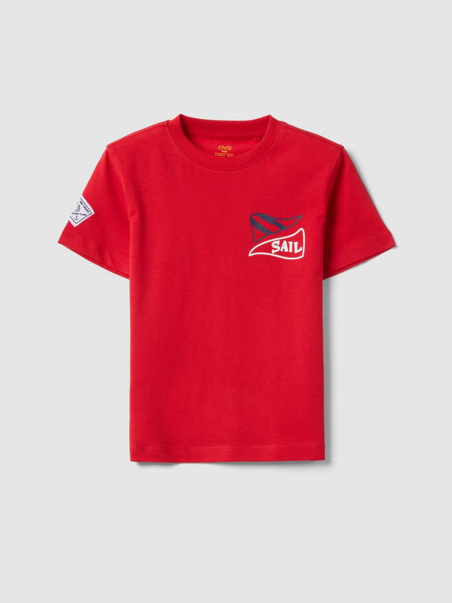 Red pure cotton boys&rsquo; T-shirt with sailing print_0