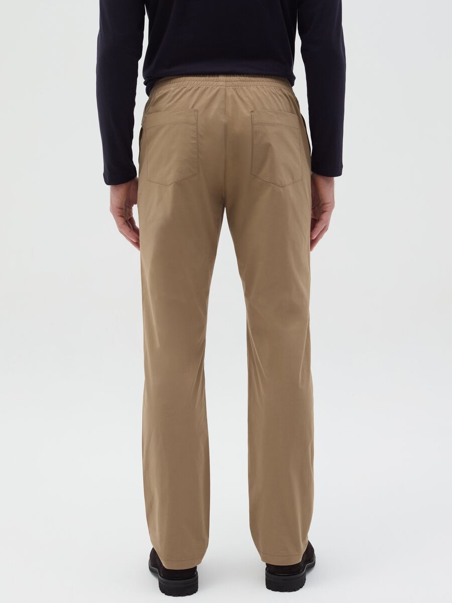 Chino joggers in cotton_3