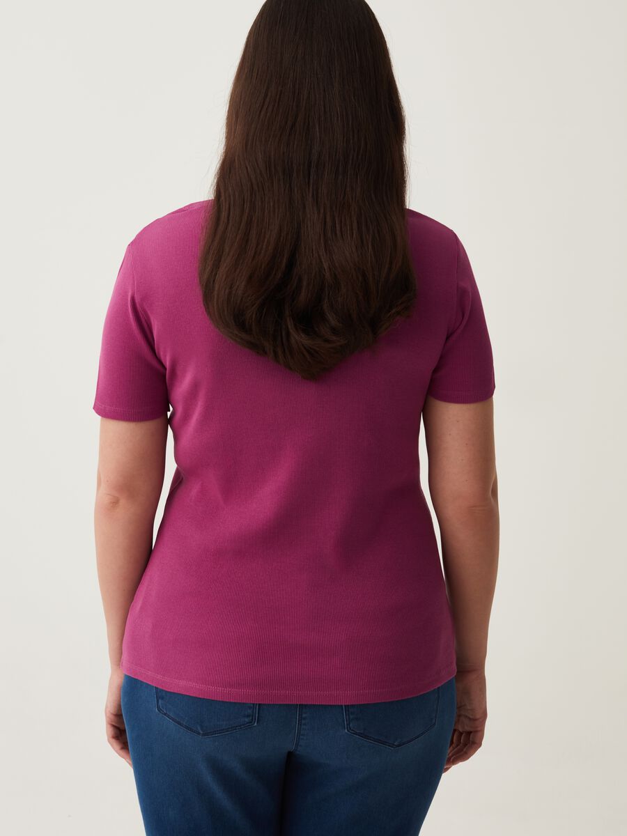 T-shirt a costine con dettaglio cut out Curvy_2