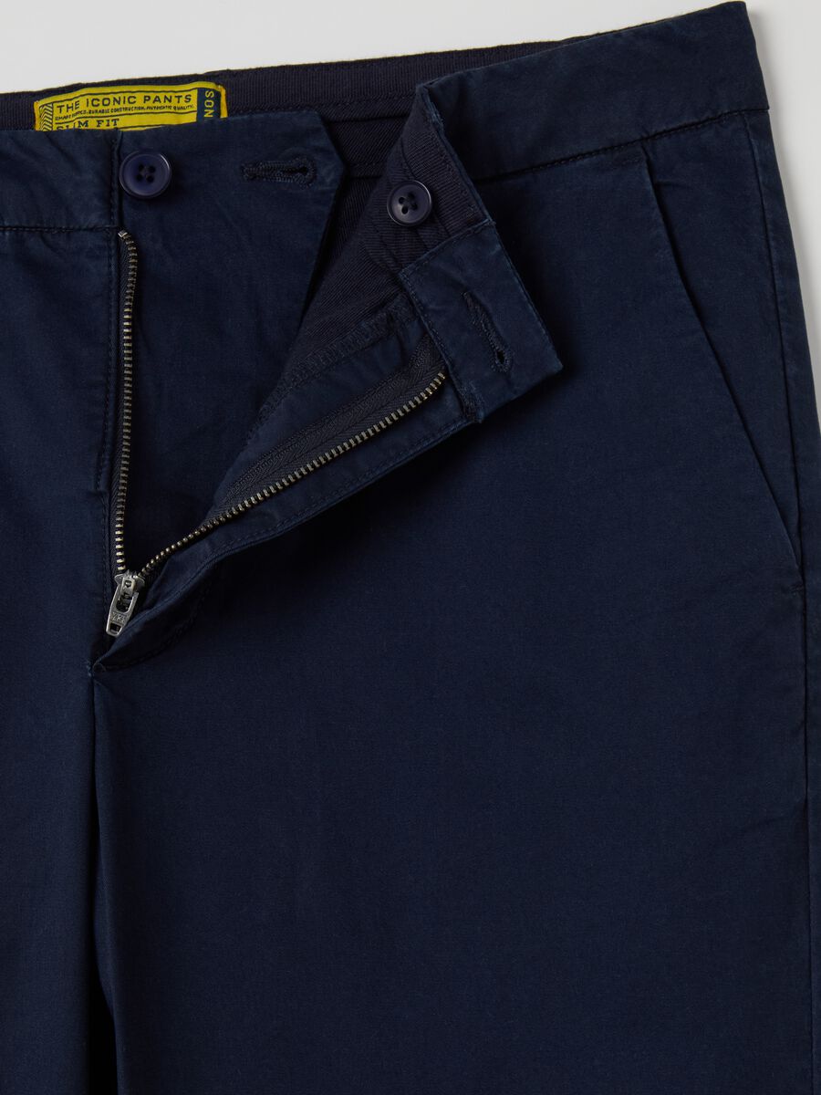 Pantalone chino slim fit in cotone stretch_5