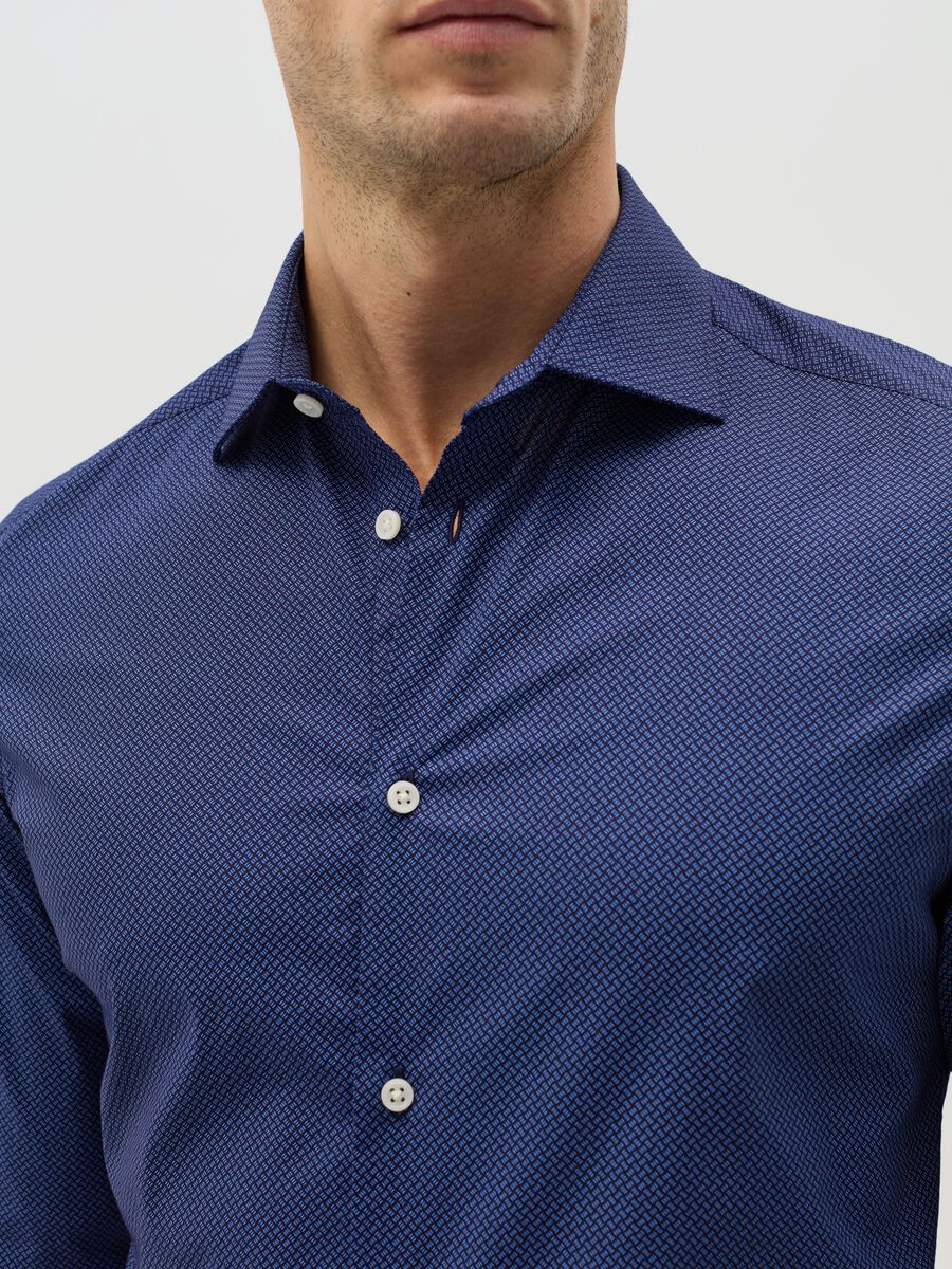 Slim-fit shirt with micro pattern_1