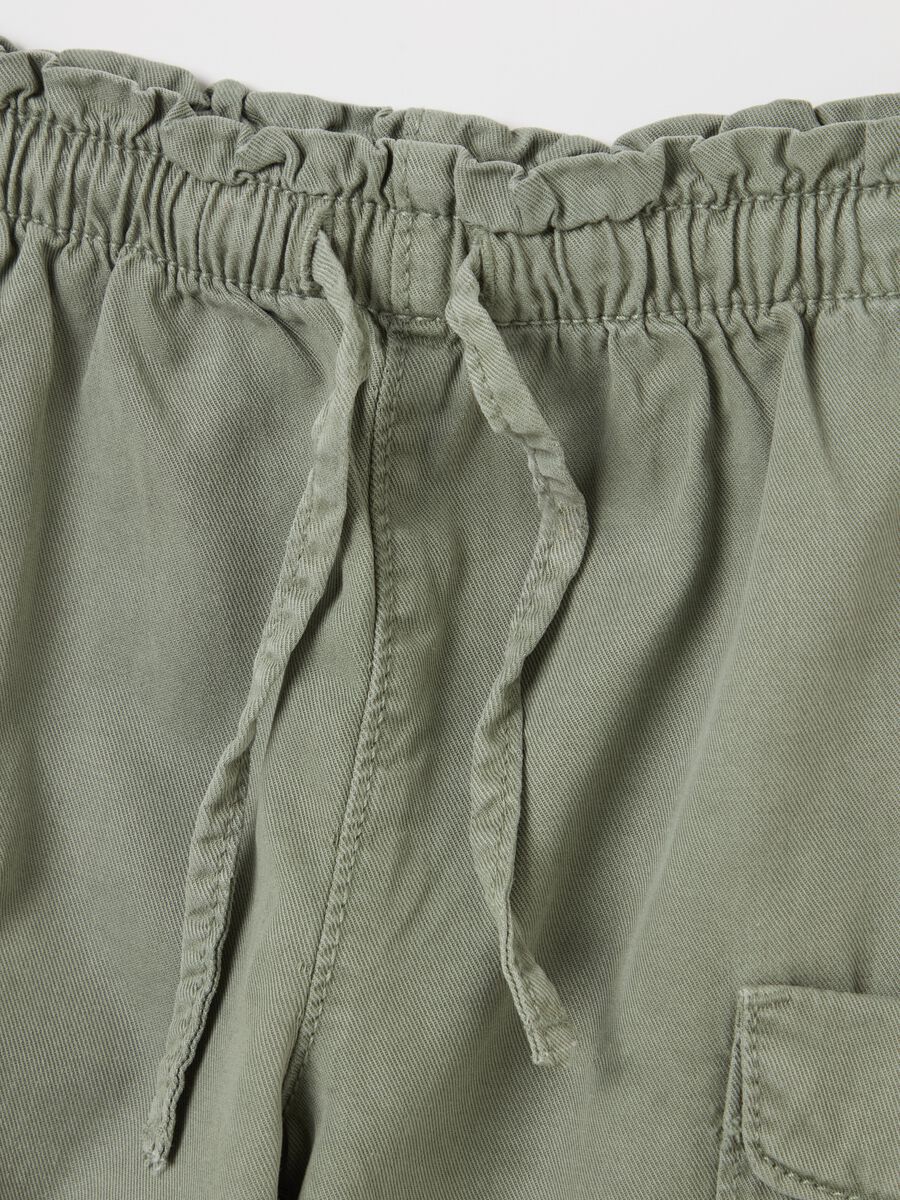 Cargo trousers in cotton and Lyocell with drawstring_2