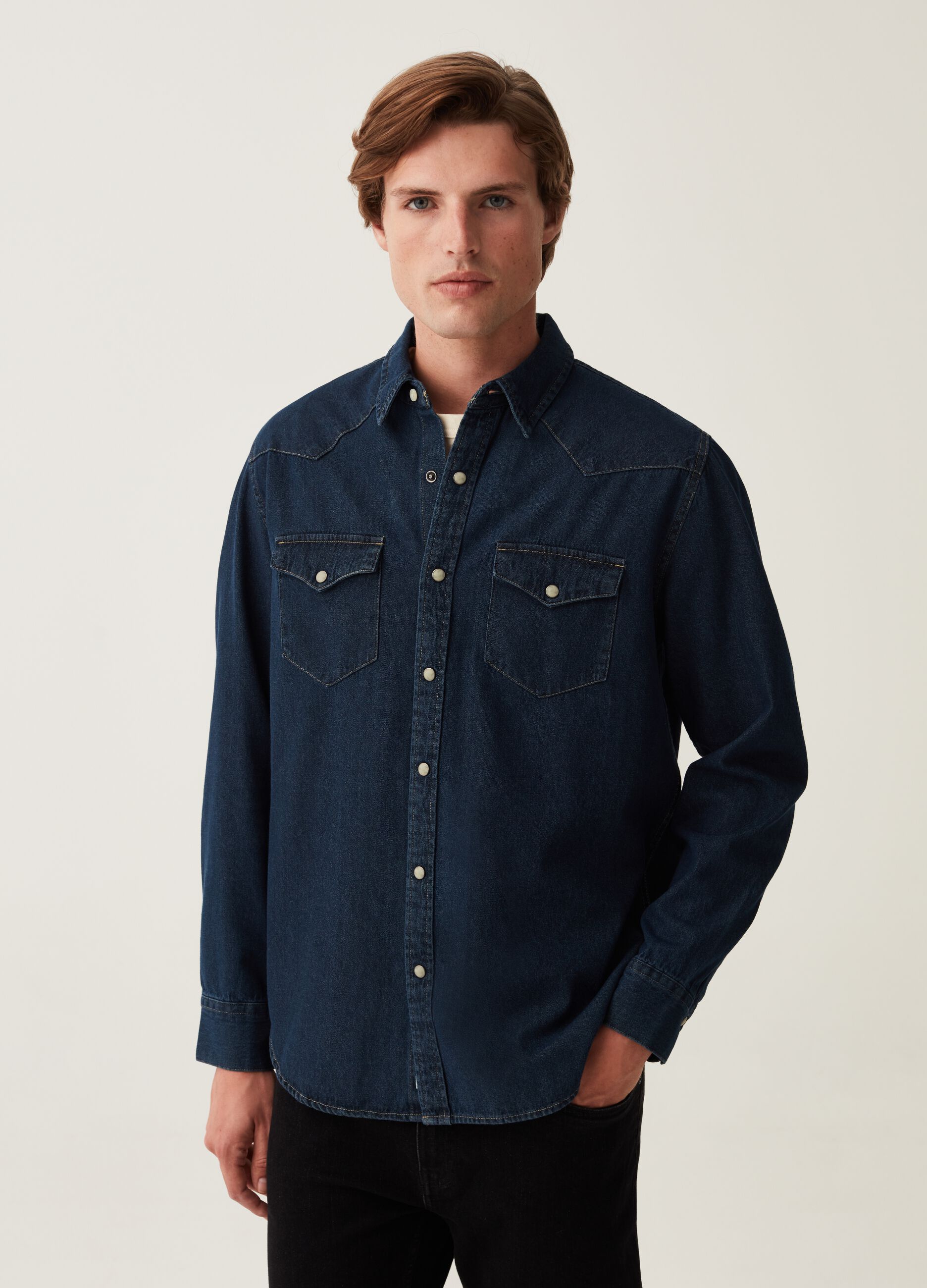 Camicia western in denim con bottoni perlati