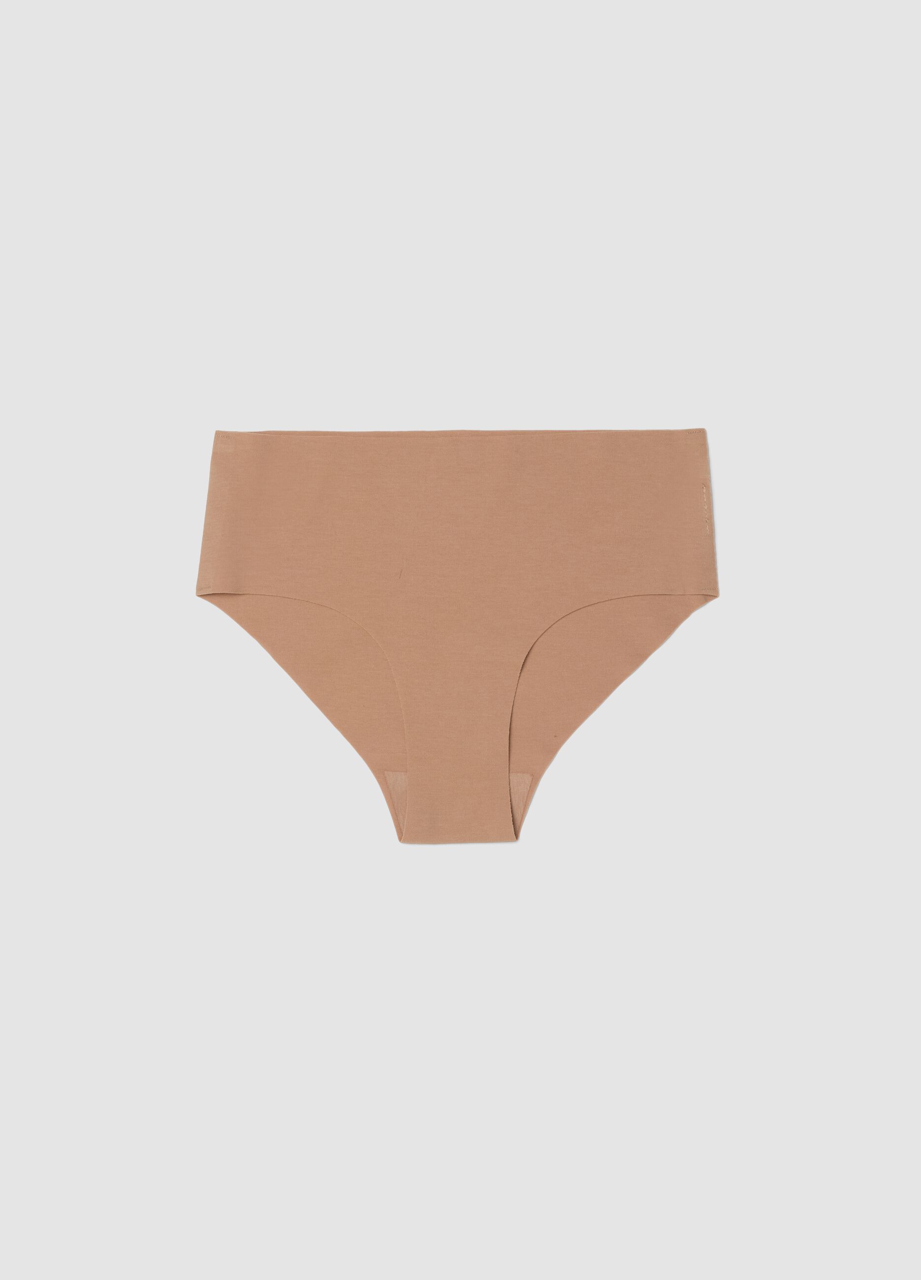 Comfortable beige regular fit stretch organic cotton briefs