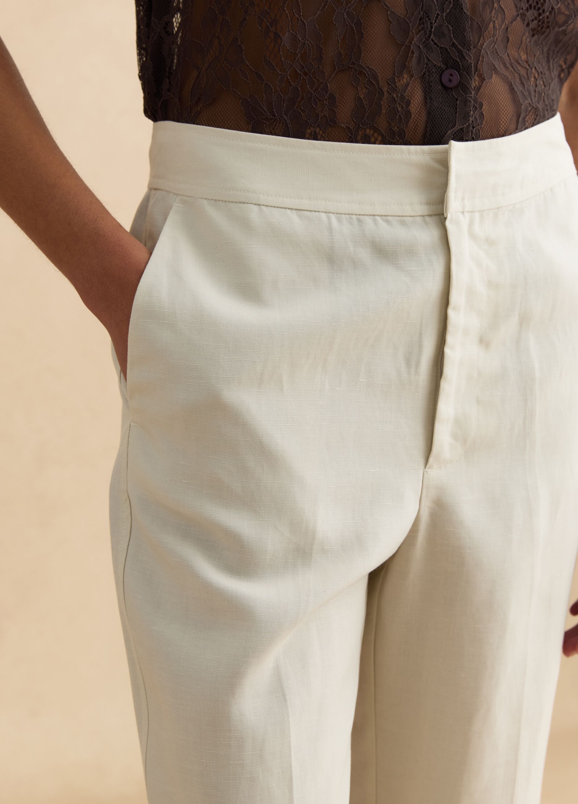 Pantaloni in misto lyocell e lino beige regular fit