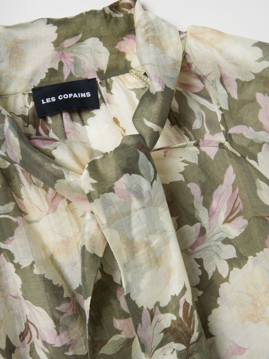 Multicoloured Lyocell blend regular fit shirt with floral patterns_5