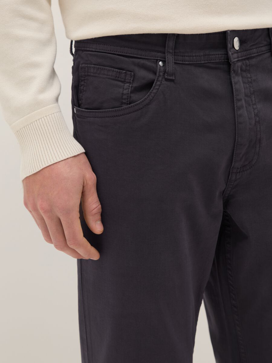 Black Stretch Cotton Slim Fit Trousers_3