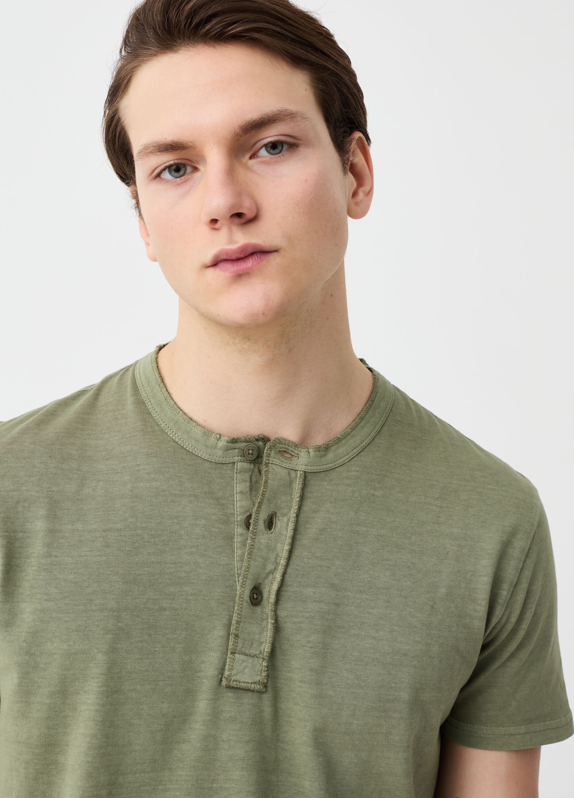 Ovs T-shirt in cotone slub con scollo serafino