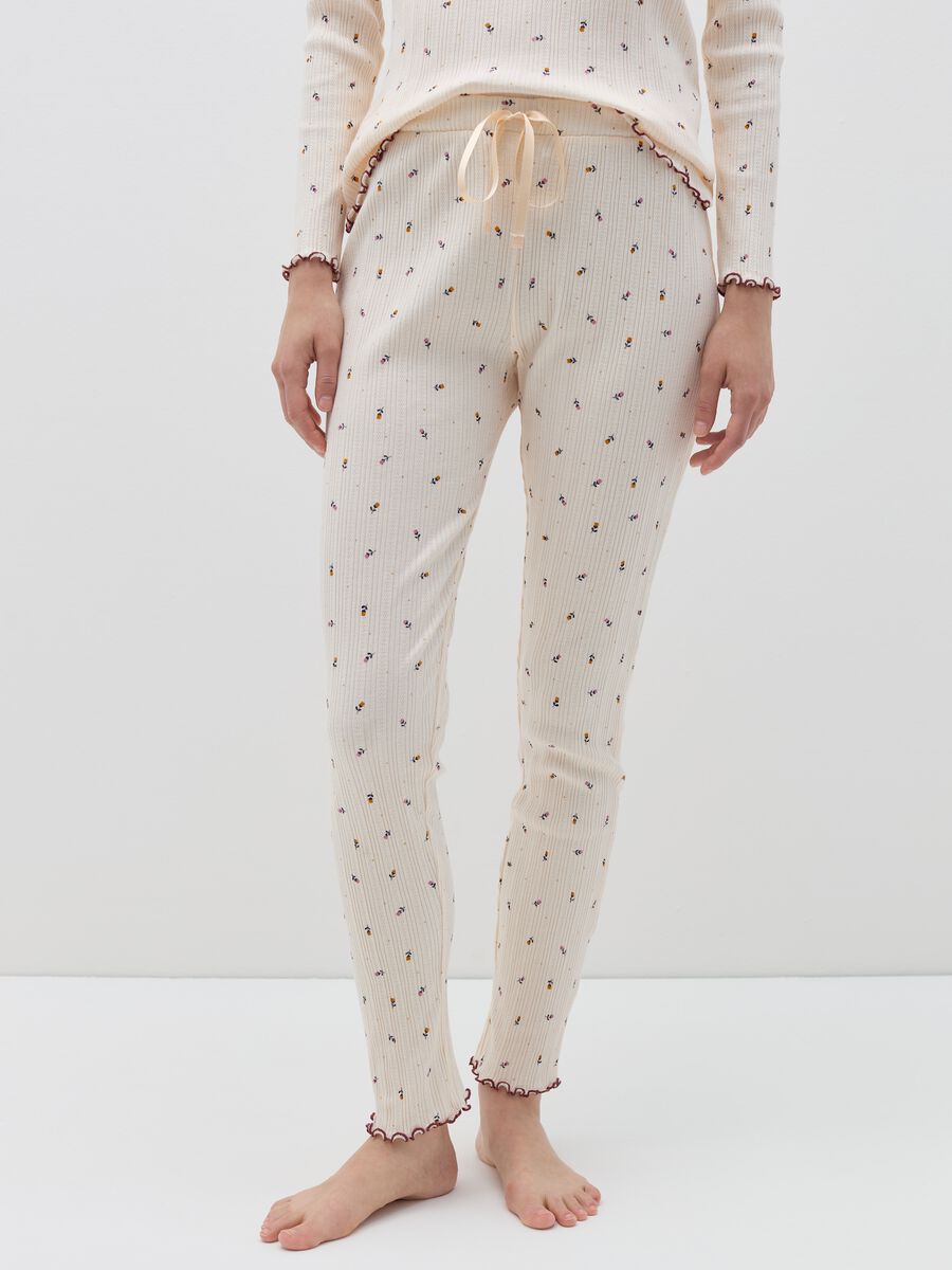 Pyjama trousers with small flowers and polka dots in foil_1