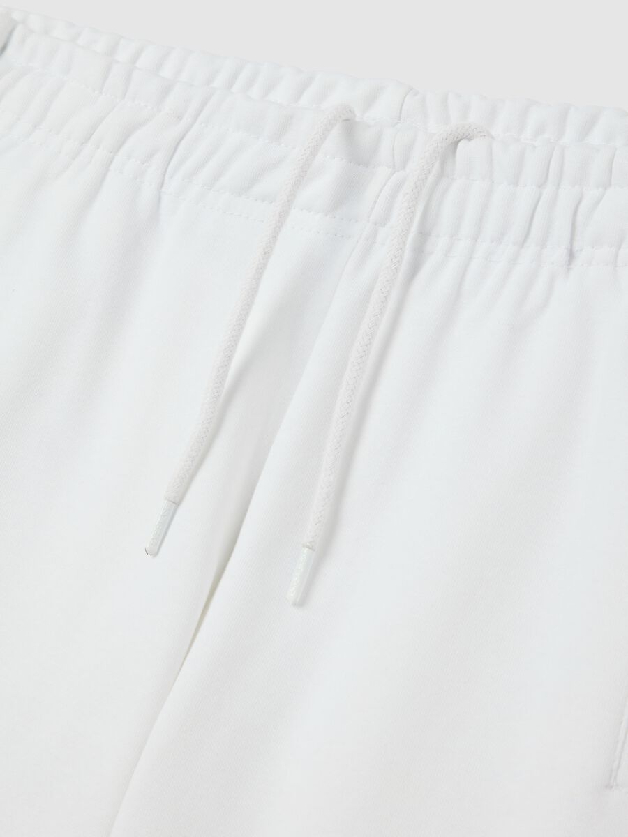 White Everlast Sports Bermuda Shorts_5