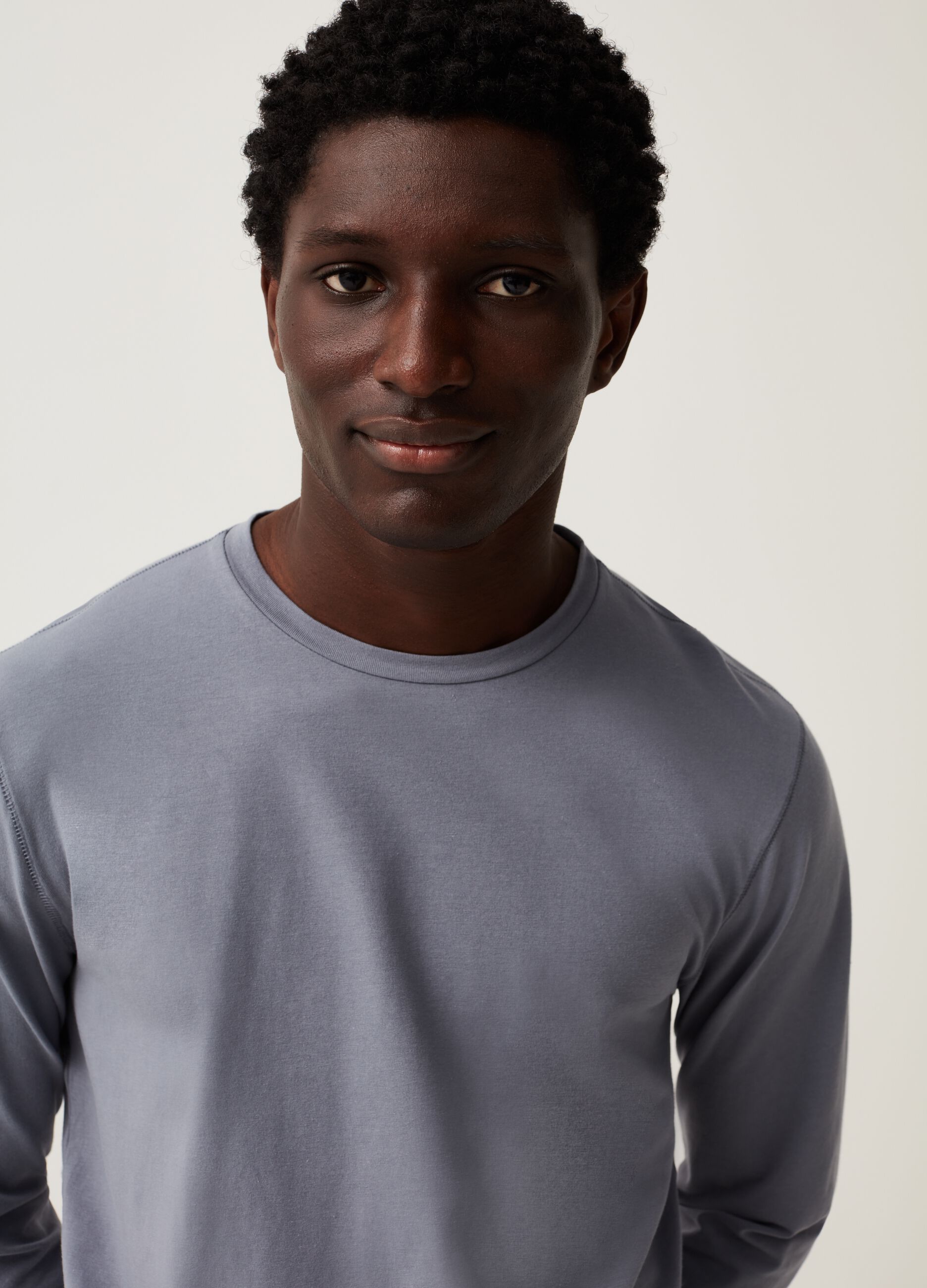 T shirt lunghe uomo outlet