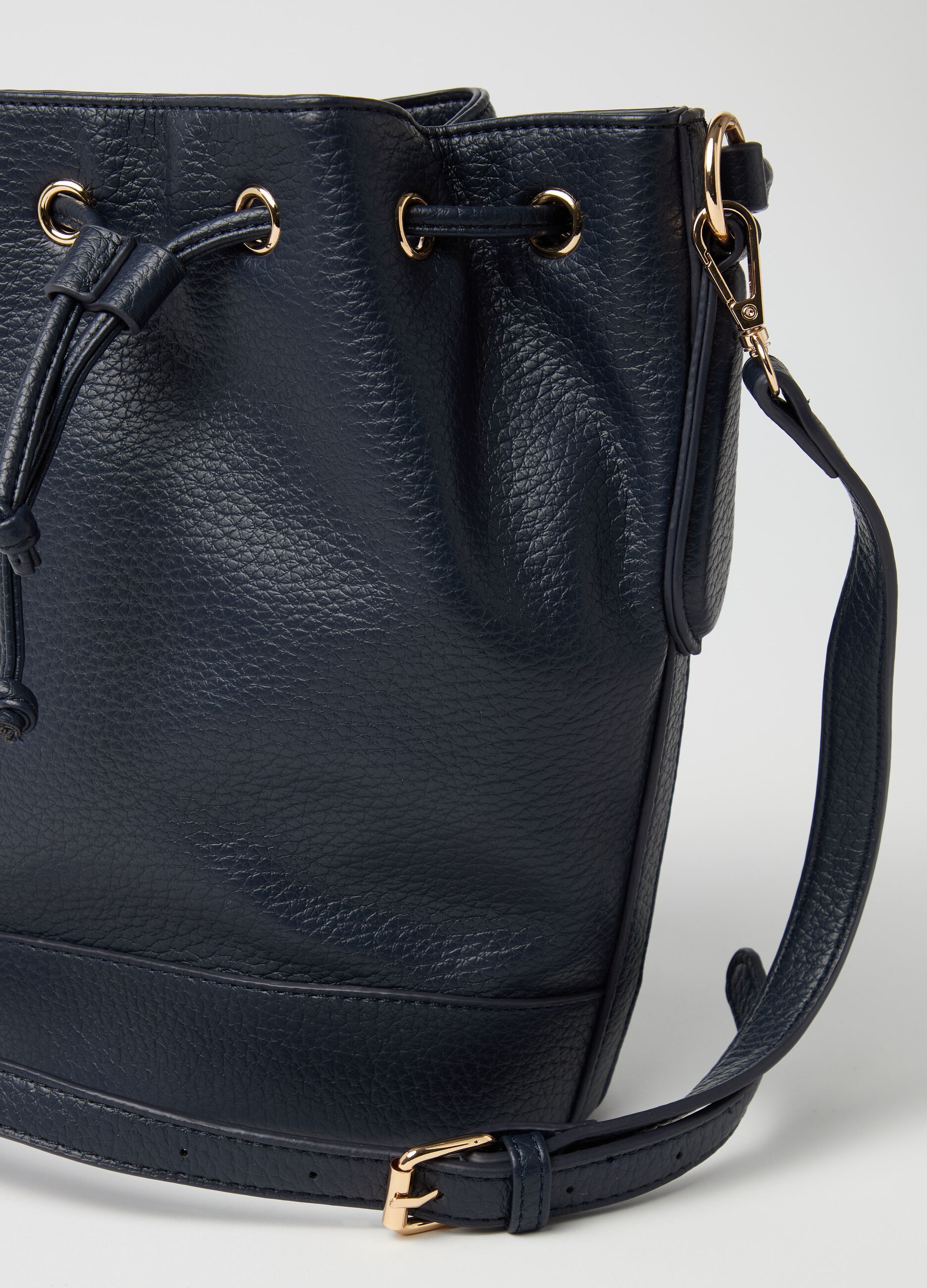 Bucket bag with shoulder strap