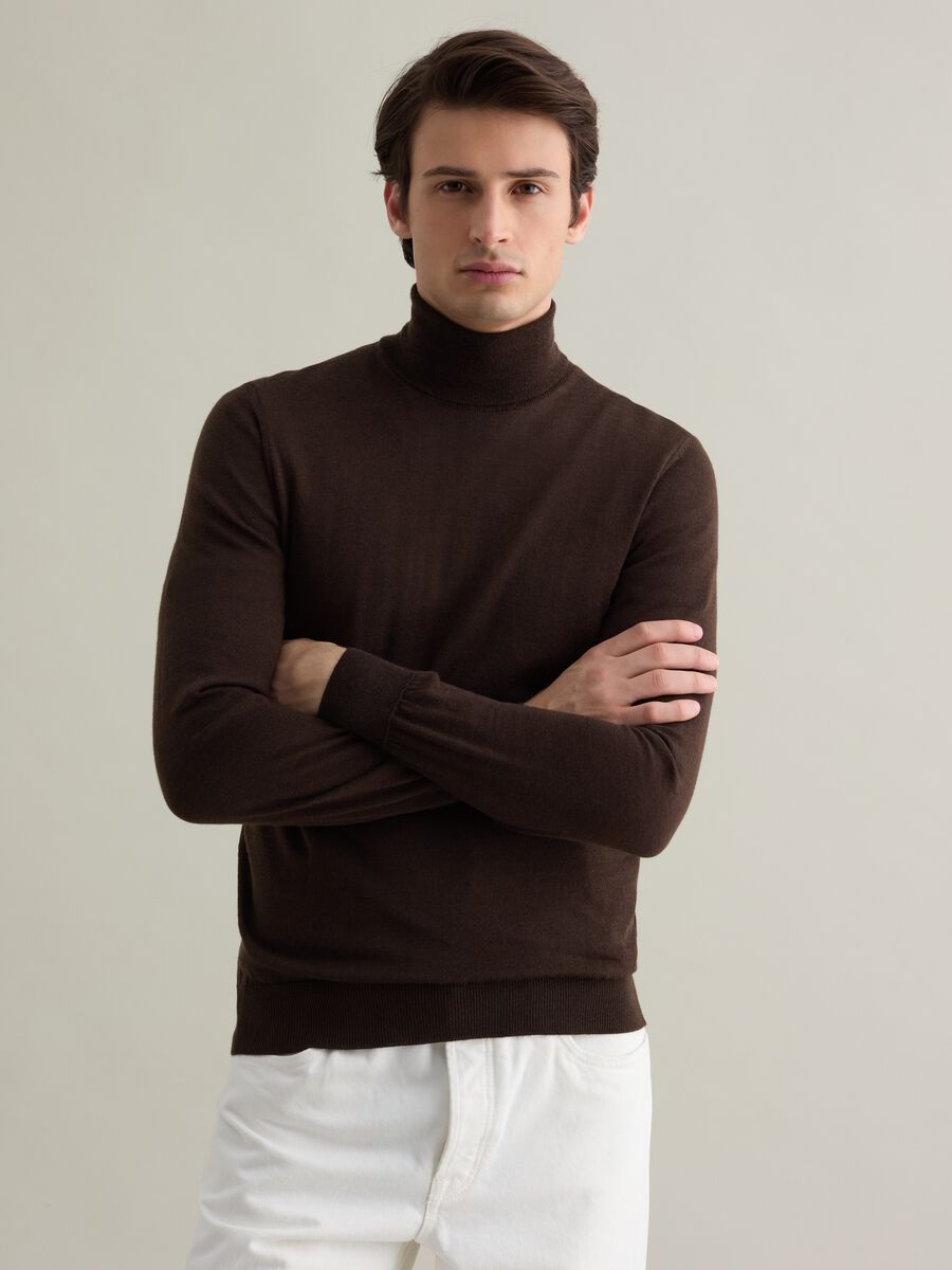 Merino wool pullover with high neck_0