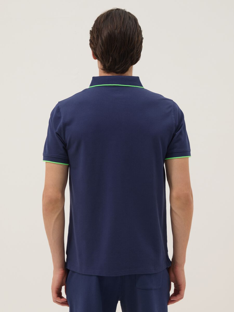 Polo blu a maniche corte in cotone elasticizzato_3