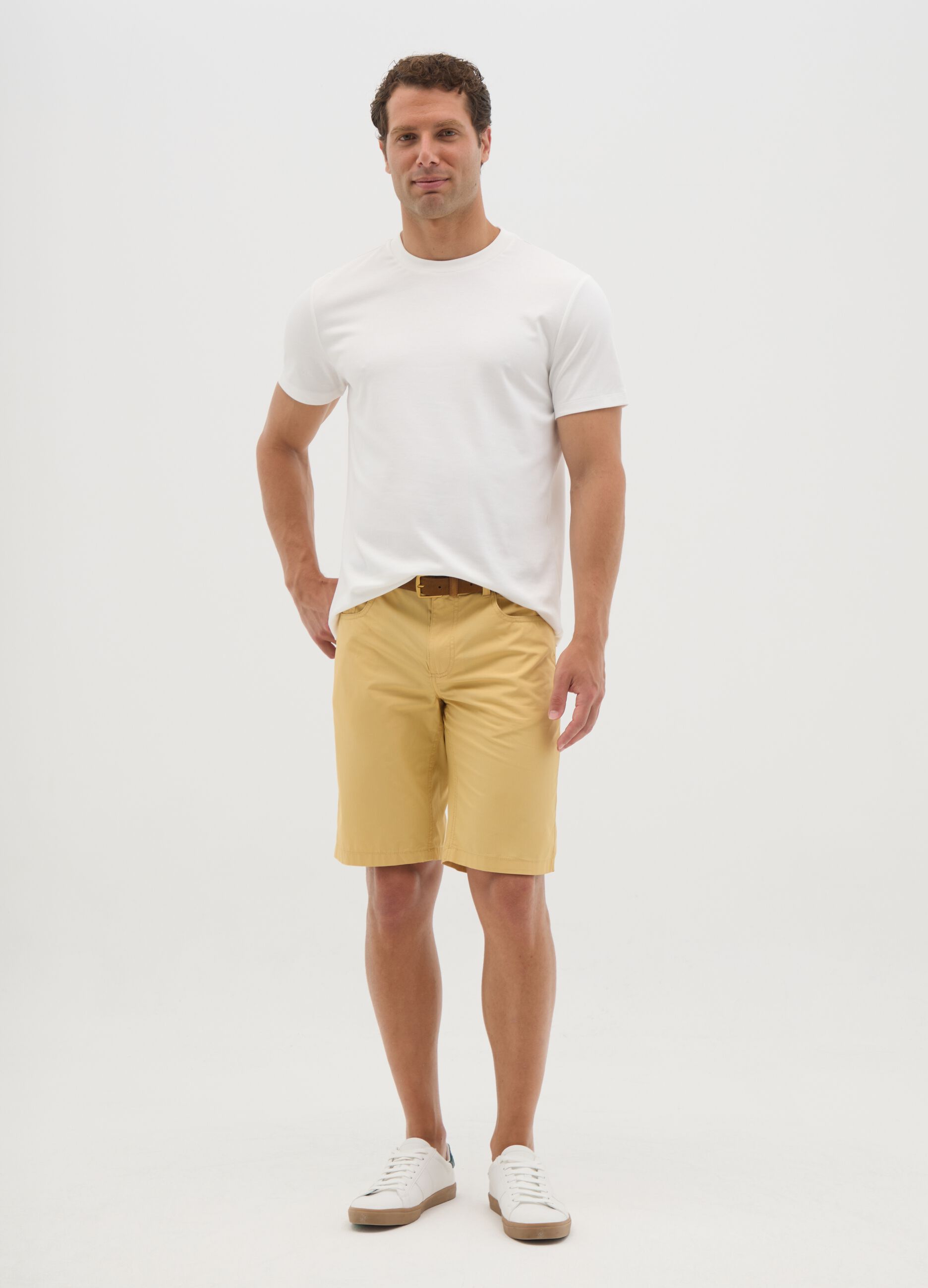 Men's yellow cotton regular fit shorts