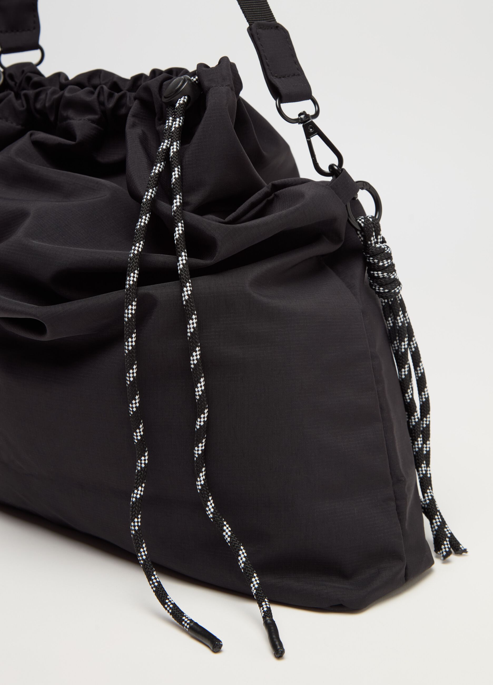 ALTAVIA STUDIO Shopping bag with detachable shoulder strap.