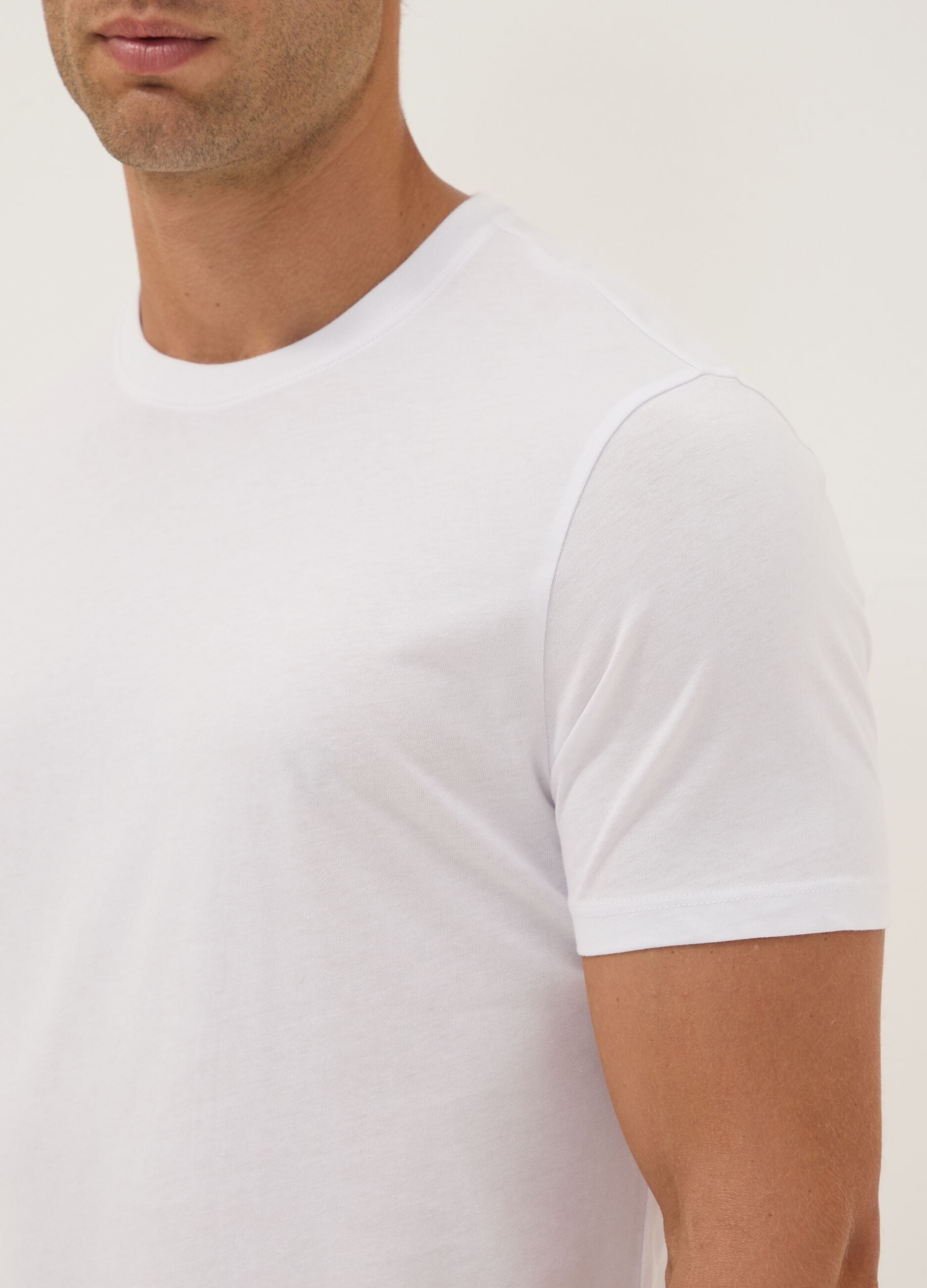 3-pack of white organic cotton short-sleeve T-shirts
