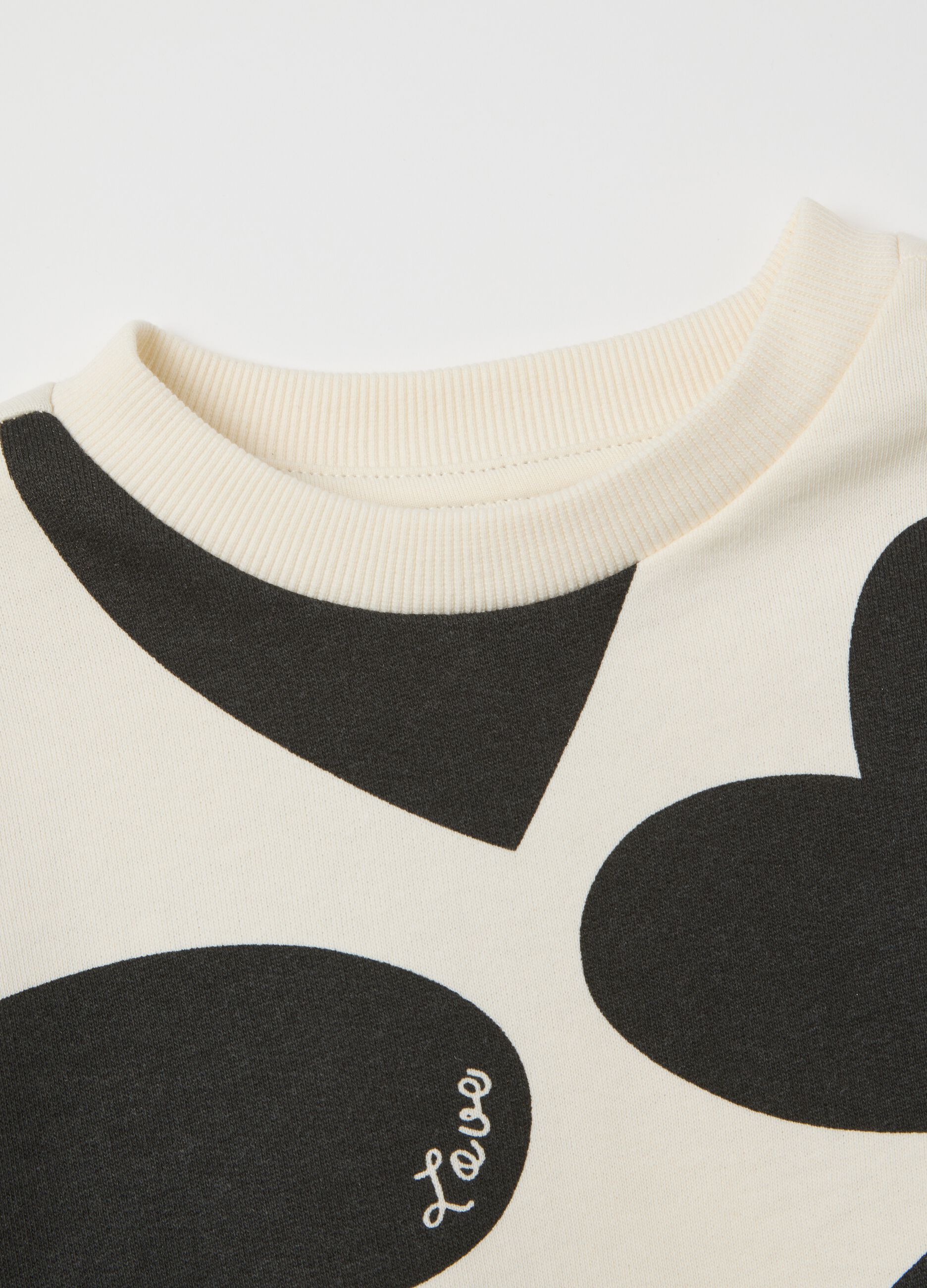 White Set with Trousers Decorated with Hearts
