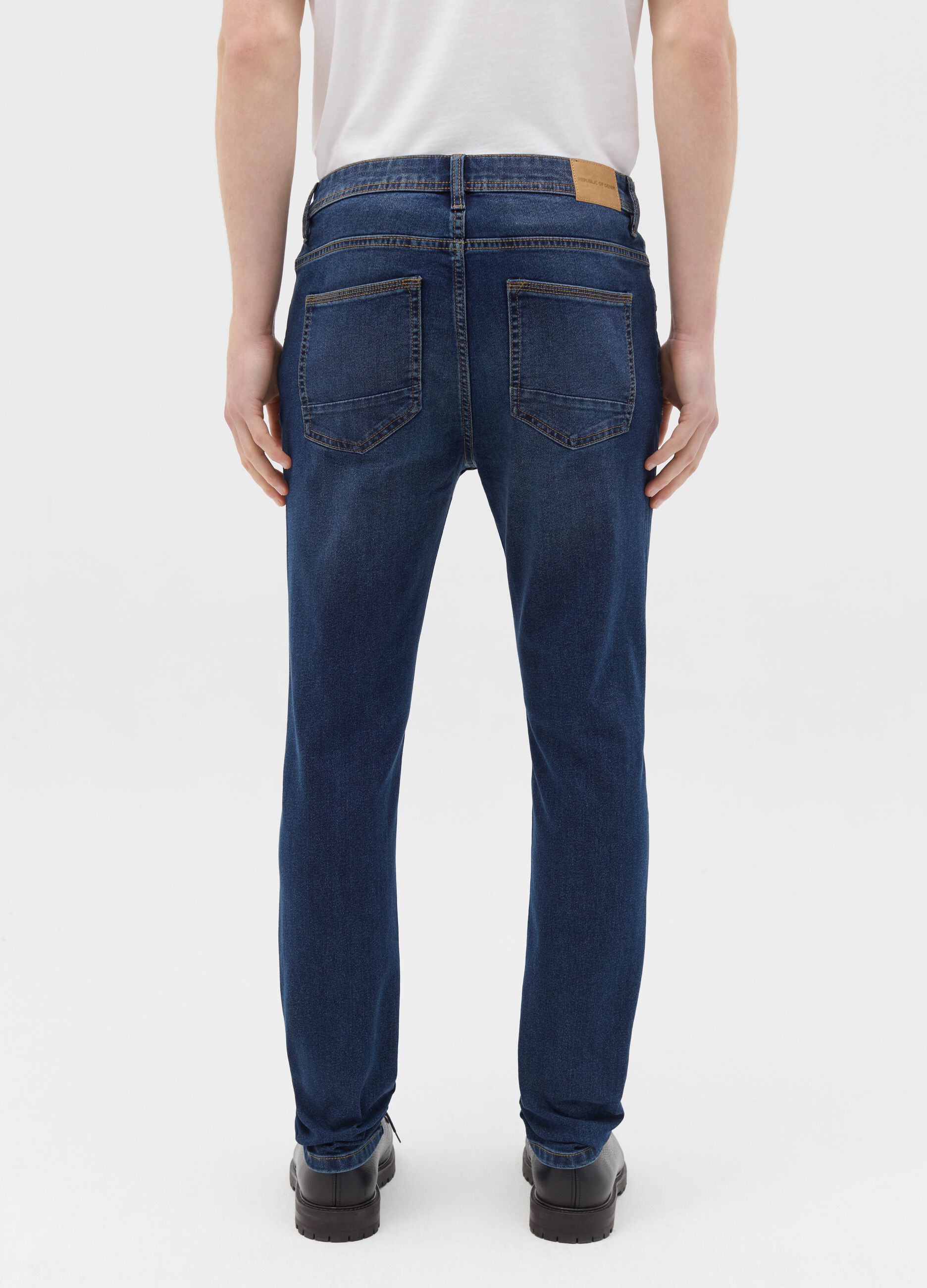 Super-skinny-fit jeans with fading