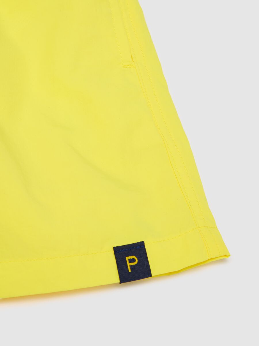 Men’s regular-fit swim boxers in yellow blend with elastic waist_5