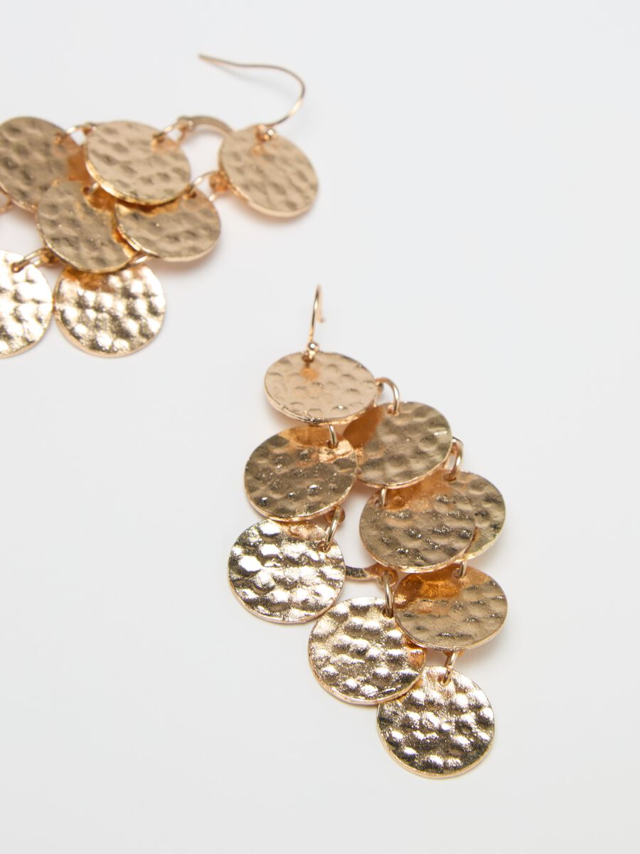 Pendant earrings with round elements_2