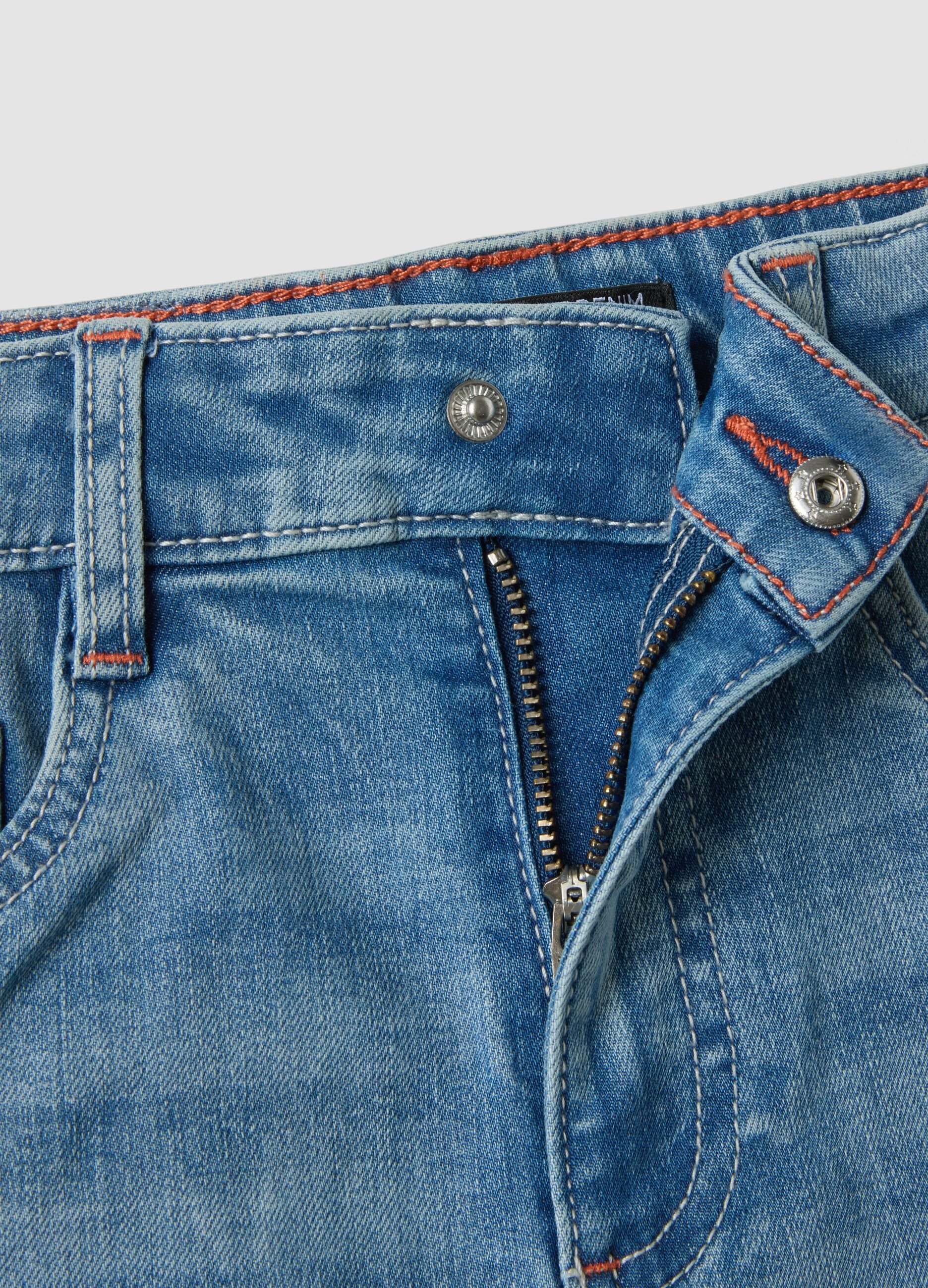 Light blue stretch denim bermuda shorts in cotton and viscose