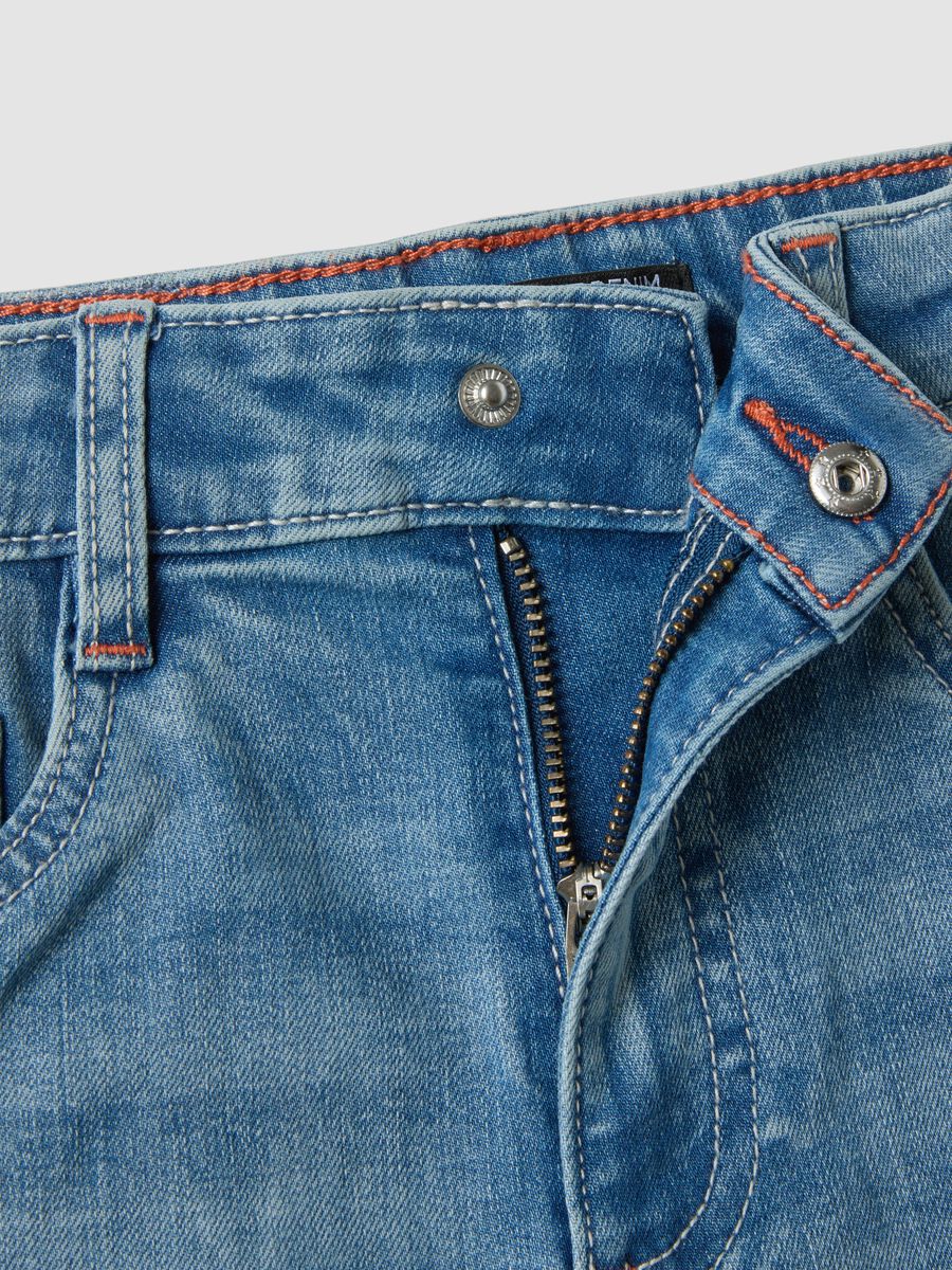 Light blue stretch denim bermuda shorts in cotton and viscose_2