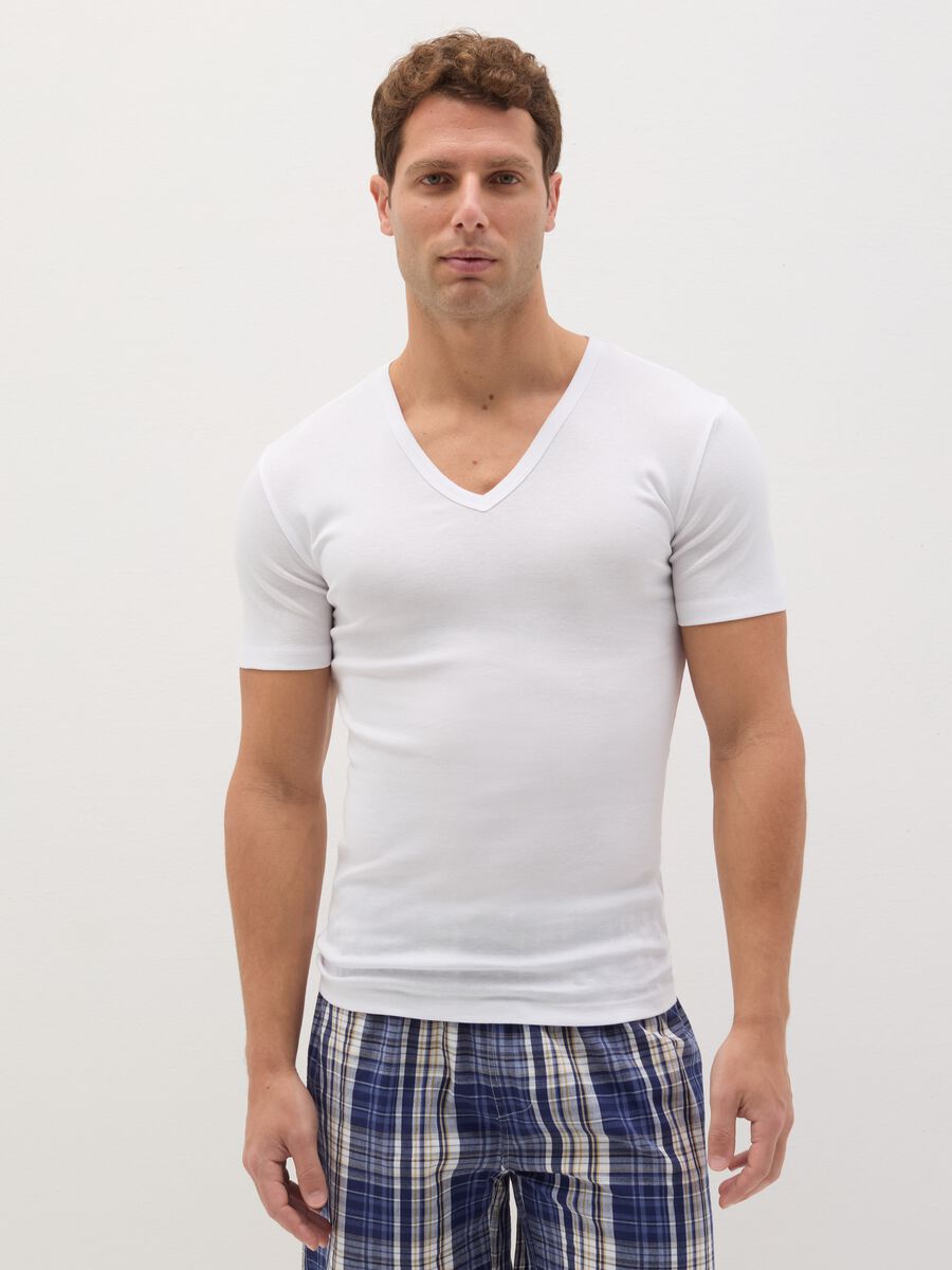 Two-pack undershirts with V neck_0