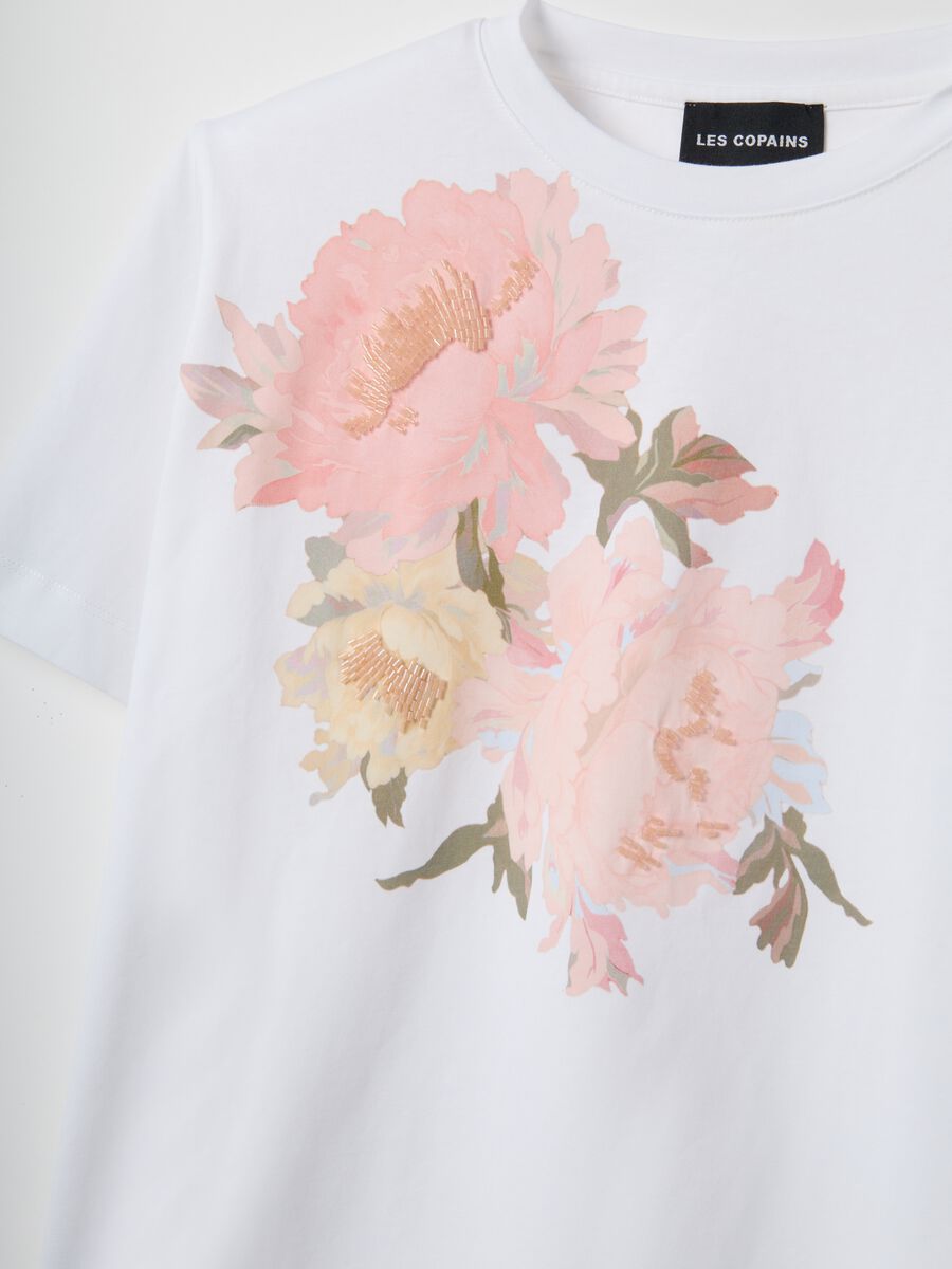 T-shirt in puro cotone multicolor regular fit con stampa floreale_5