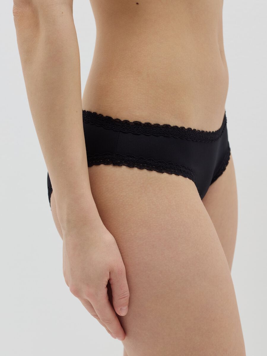 Microfibre briefs with lace_2