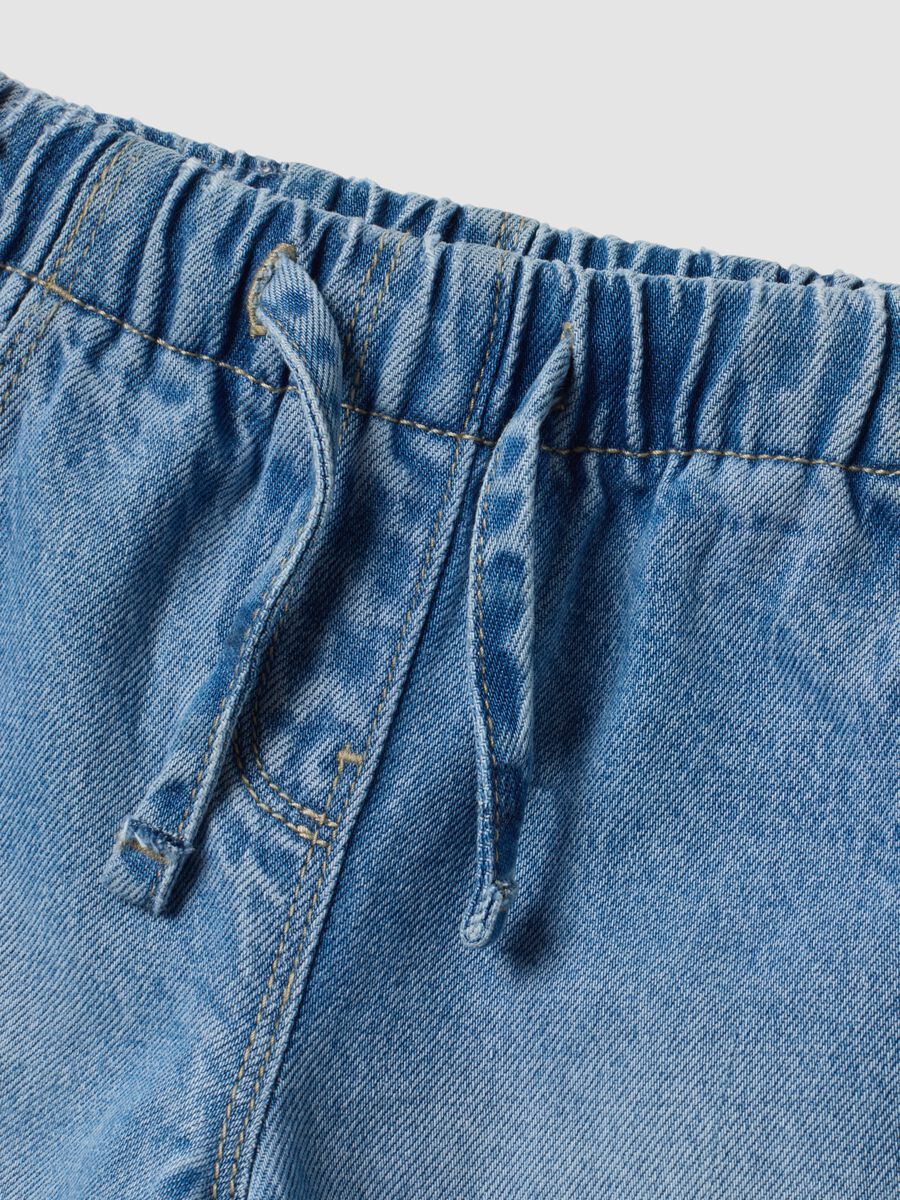 Light blue cotton and lyocell blend jeans with Lilo & Stitch print for baby girl_3
