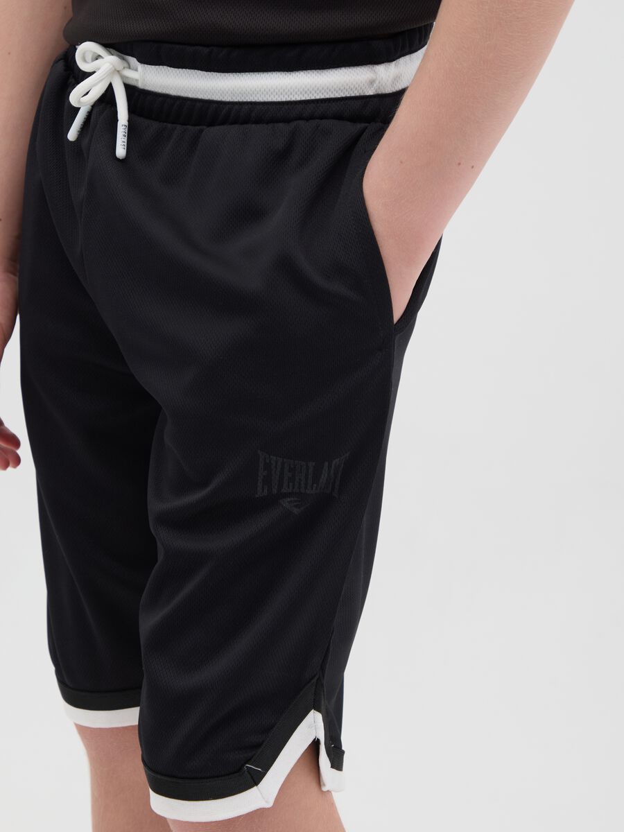 Boys’ shorts in multicoloured fabric with regular fit_2