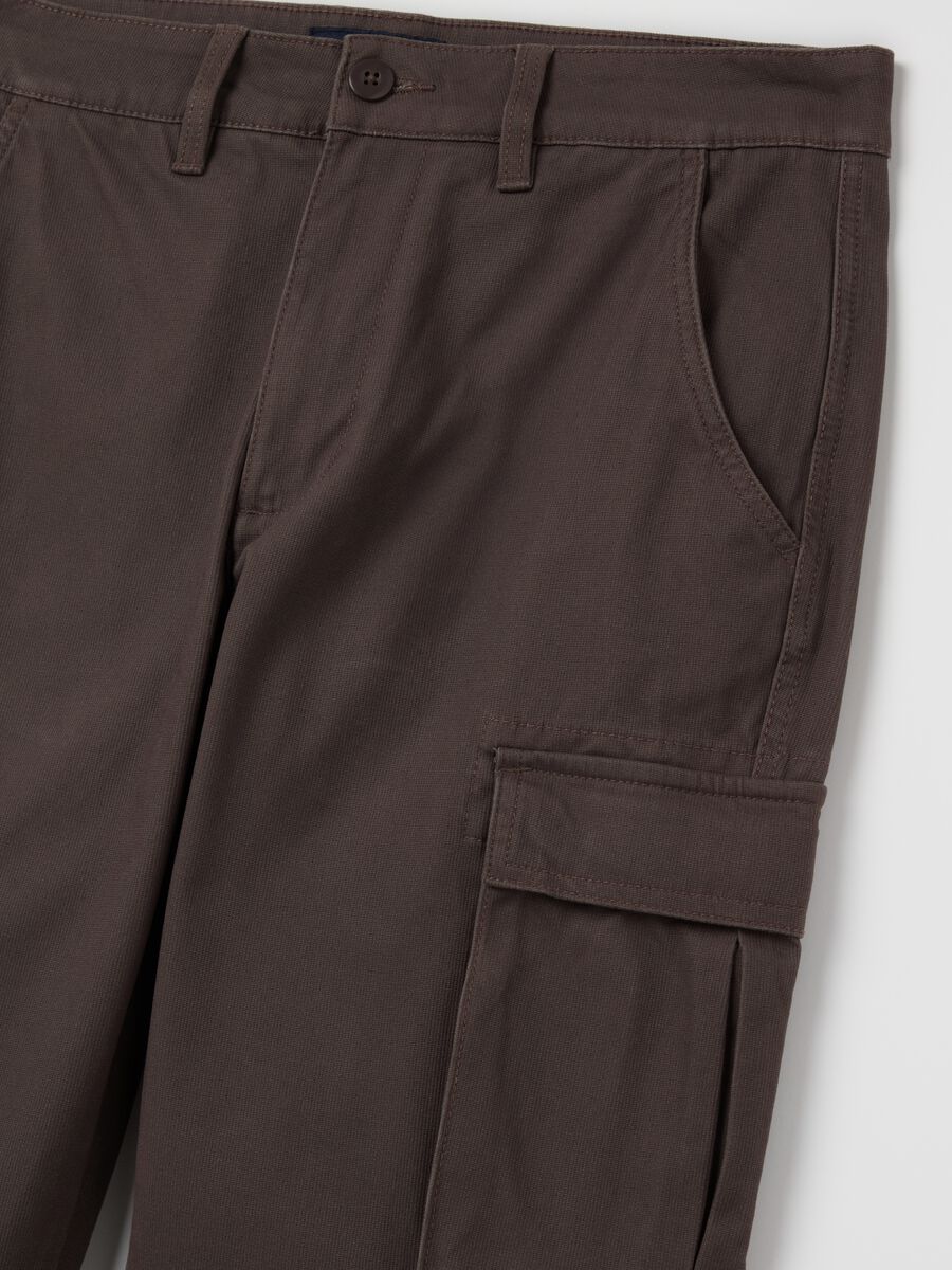 Cargo trousers in piquet_5