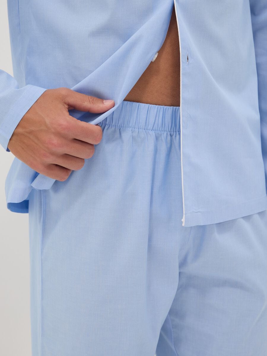 Pigiama azzurro in cotone organico con colletto_2