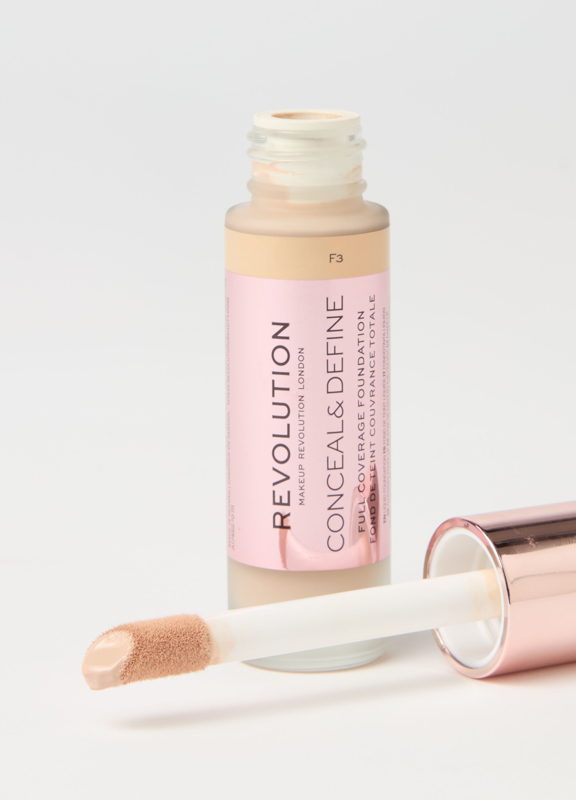 Conceal & Define foundation F3