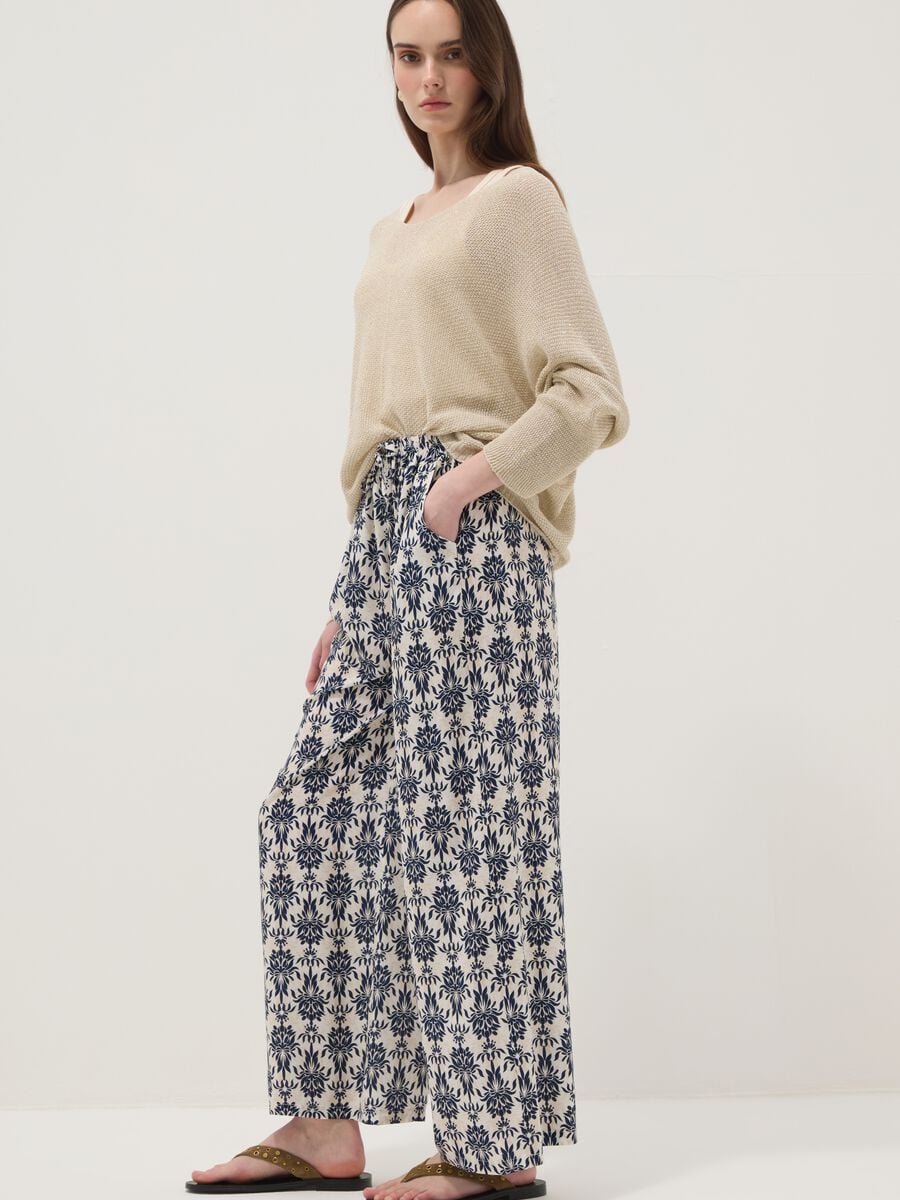 White pure viscose patterned trousers, regular fit_3