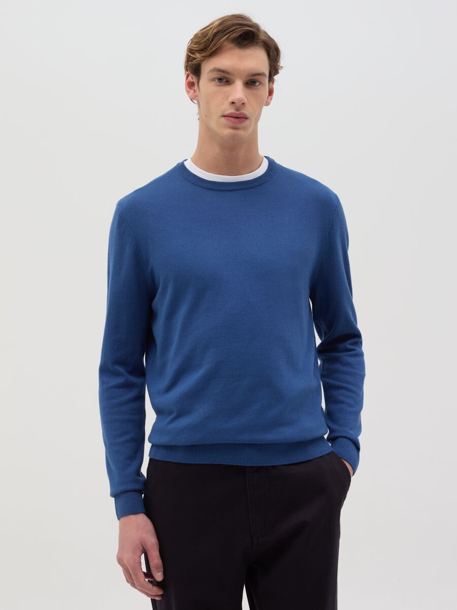 Round neck pullover_0