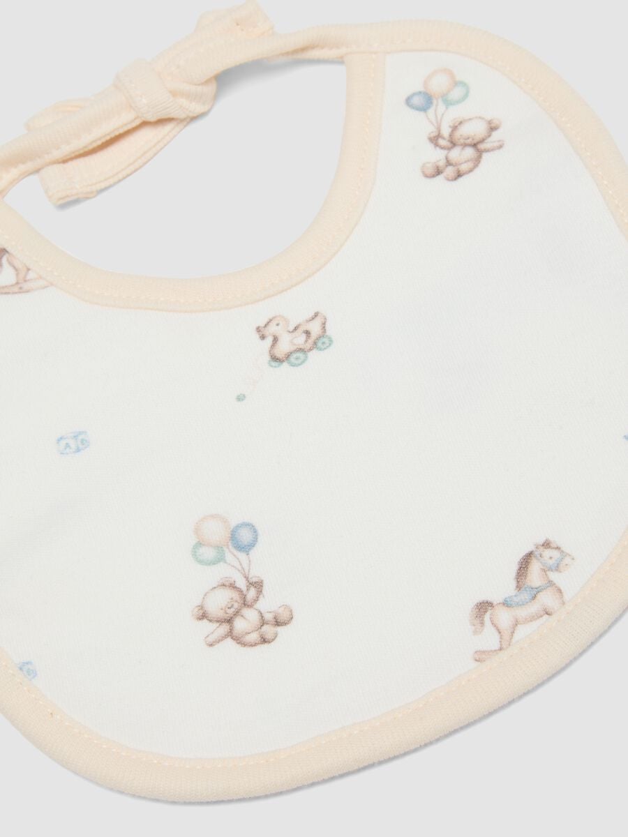 Bipack di bavaglini azzurri e gialli in puro cotone organico con stampe per neonato_1