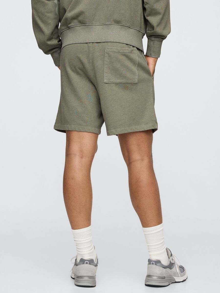 Green Shorts in Cotton and Polyester Blend Gap_2
