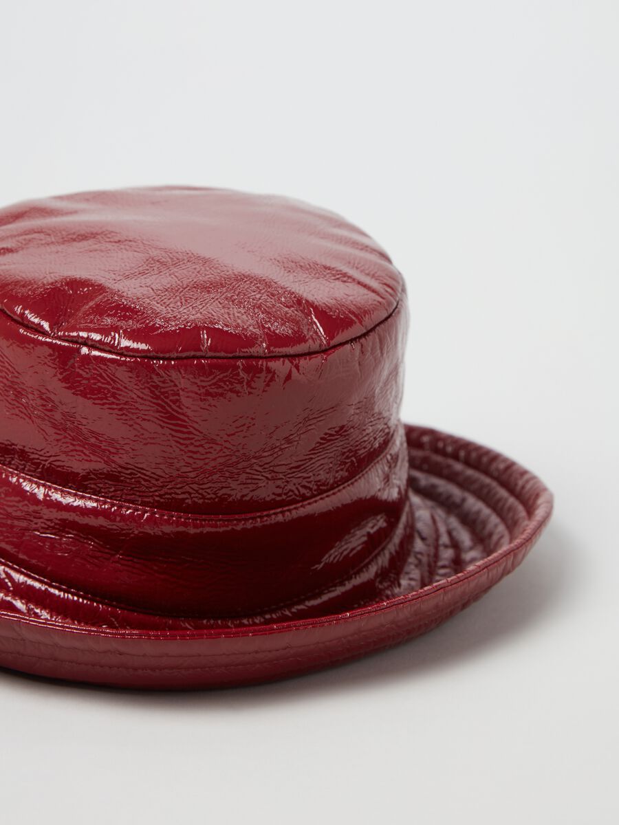 Cappello alla pescatora effetto lucido_2