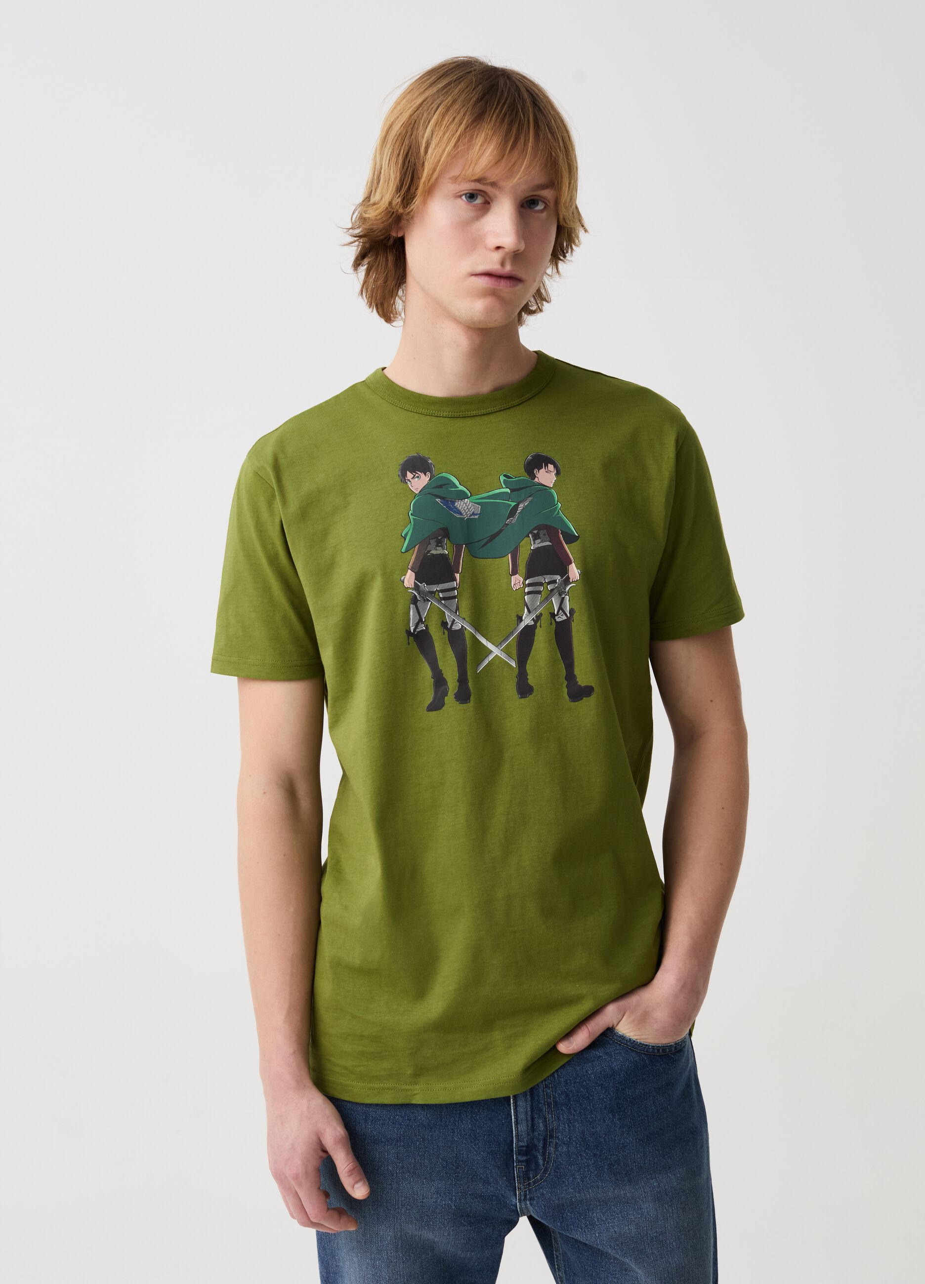 T-shirt in cotone stampa Attack On Titan