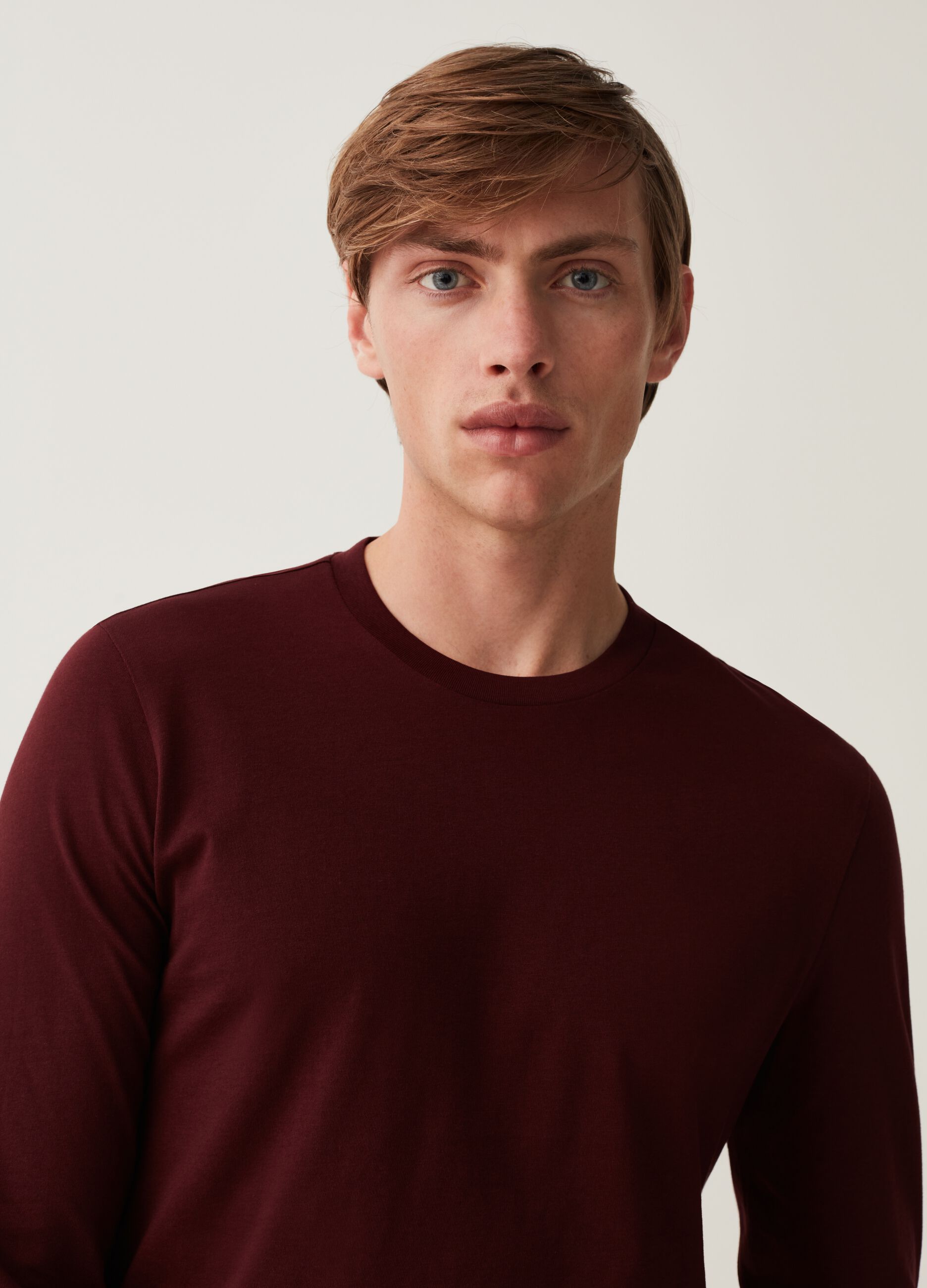 T-shirt girocollo a maniche lunghe_1