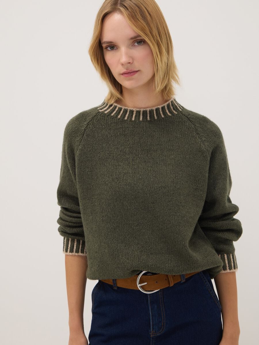 Green wool-blend jumper with contrast trims, regular fit_0