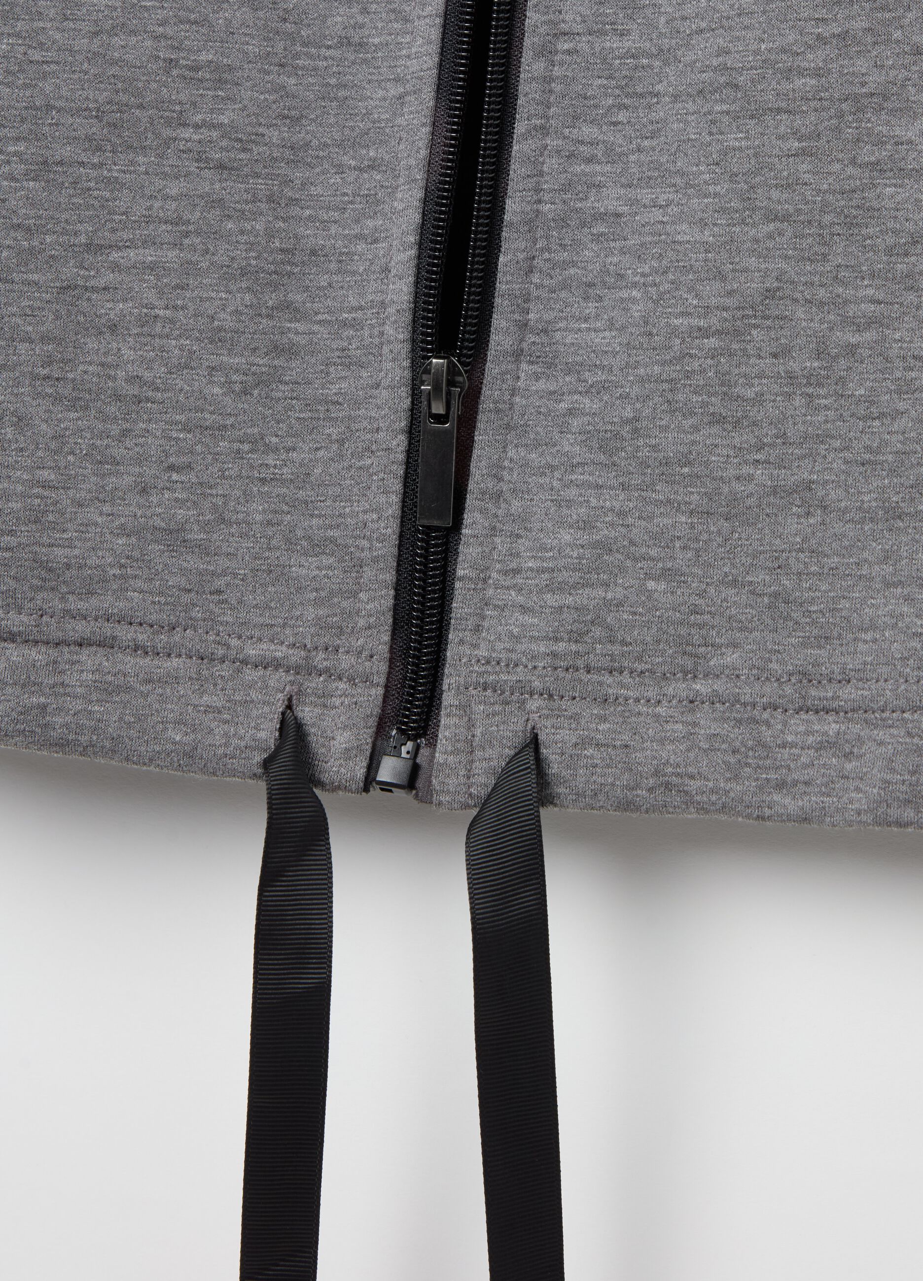 Curvy full-zip hoodie