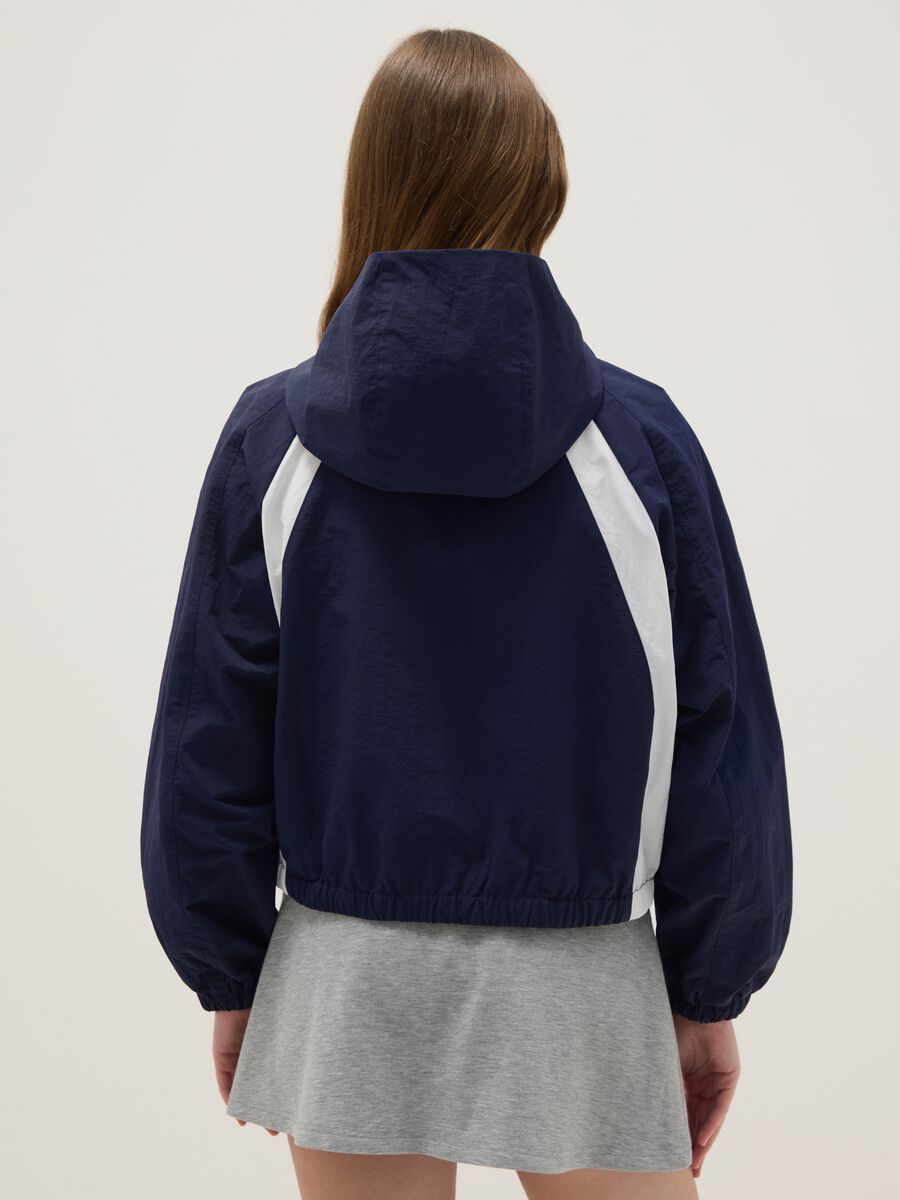 Lightweight multicolor jacket regular fit with zip and hood_4