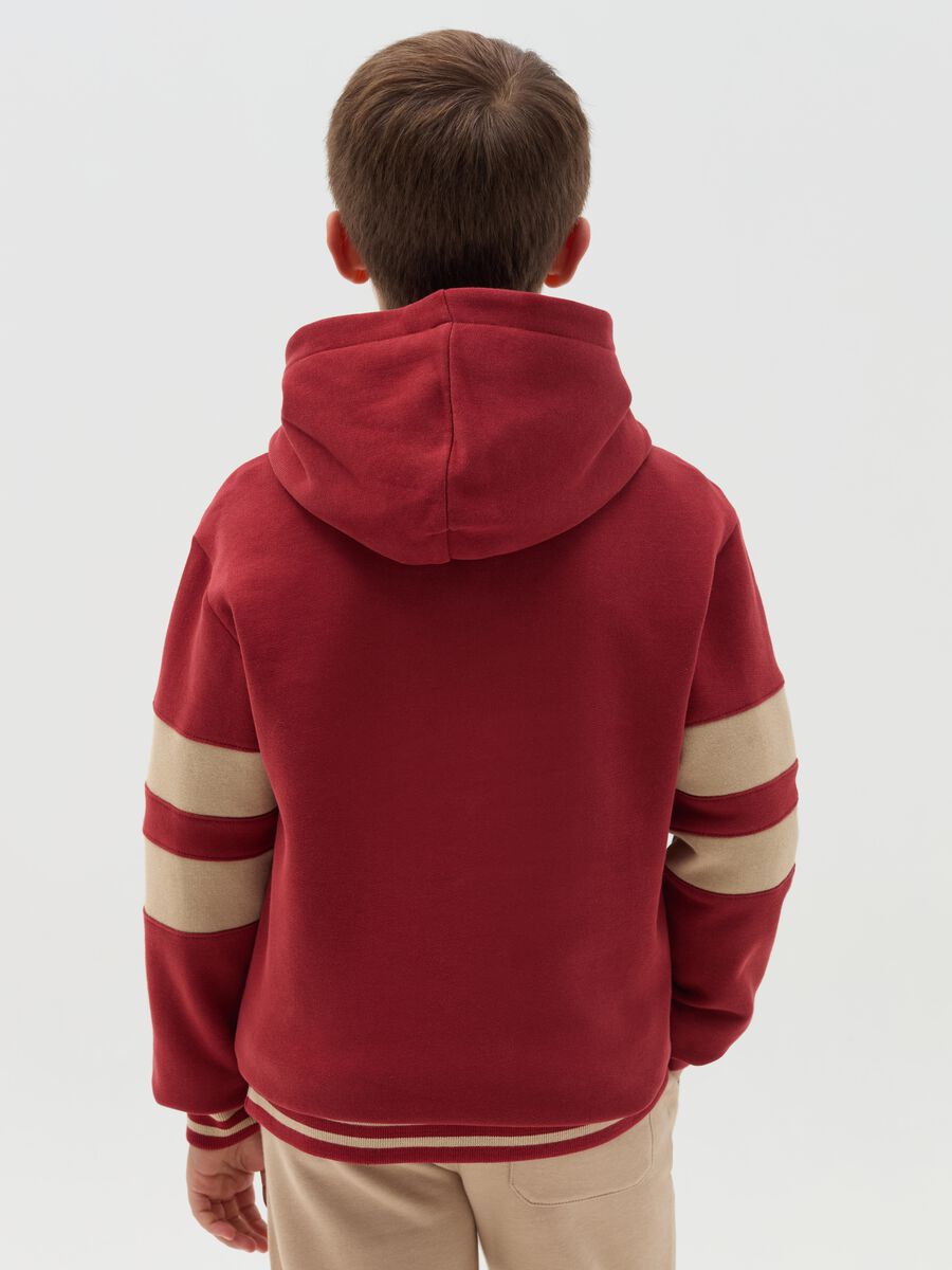 Hoodie with "Brooklyng" bouclé patch_2