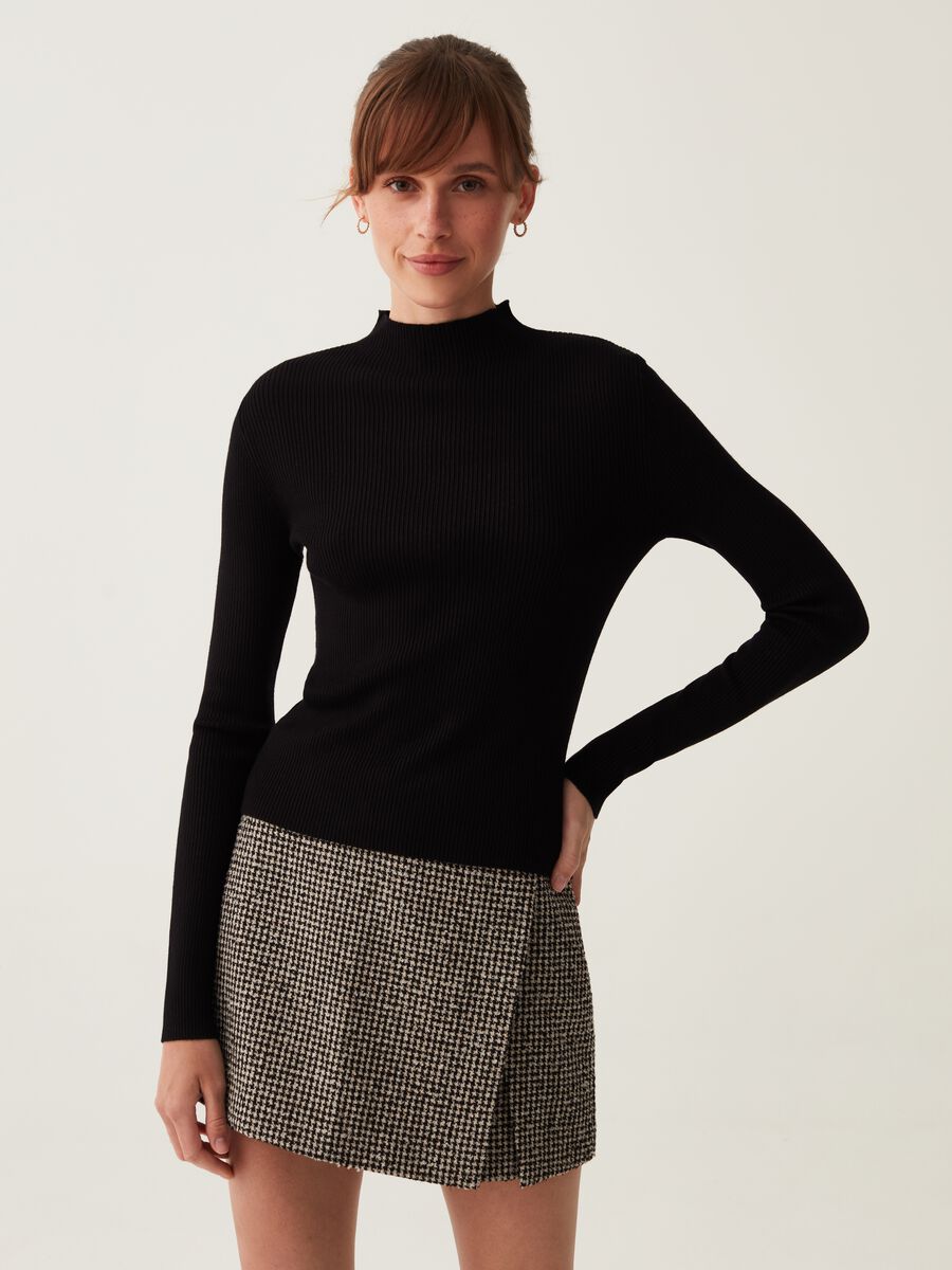 T-shirt mock neck con maniche lunghe_0