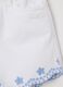 White shorts with floral embroidery in cotton_2