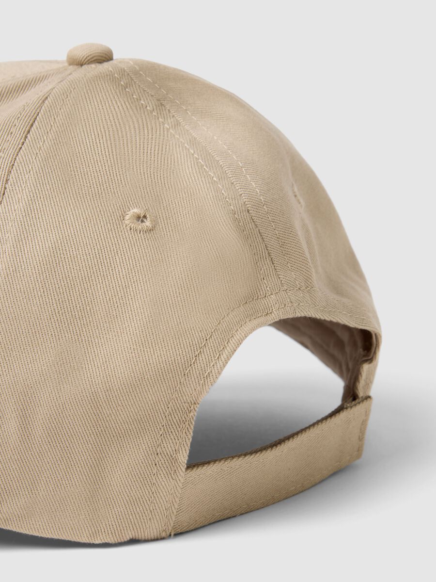 Cappello da baseball in puro cotone beige con chiusura regolabile_2